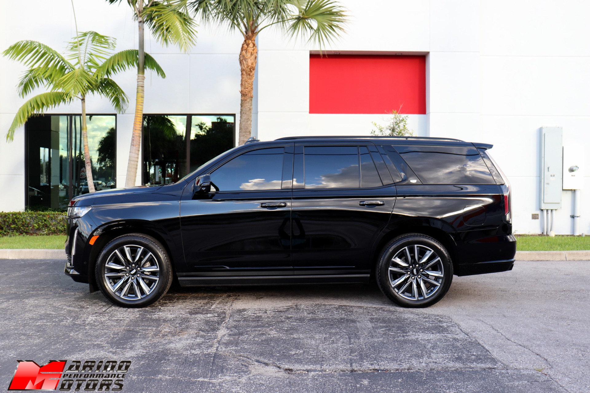 Used-2021-Cadillac-Escalade-Sport