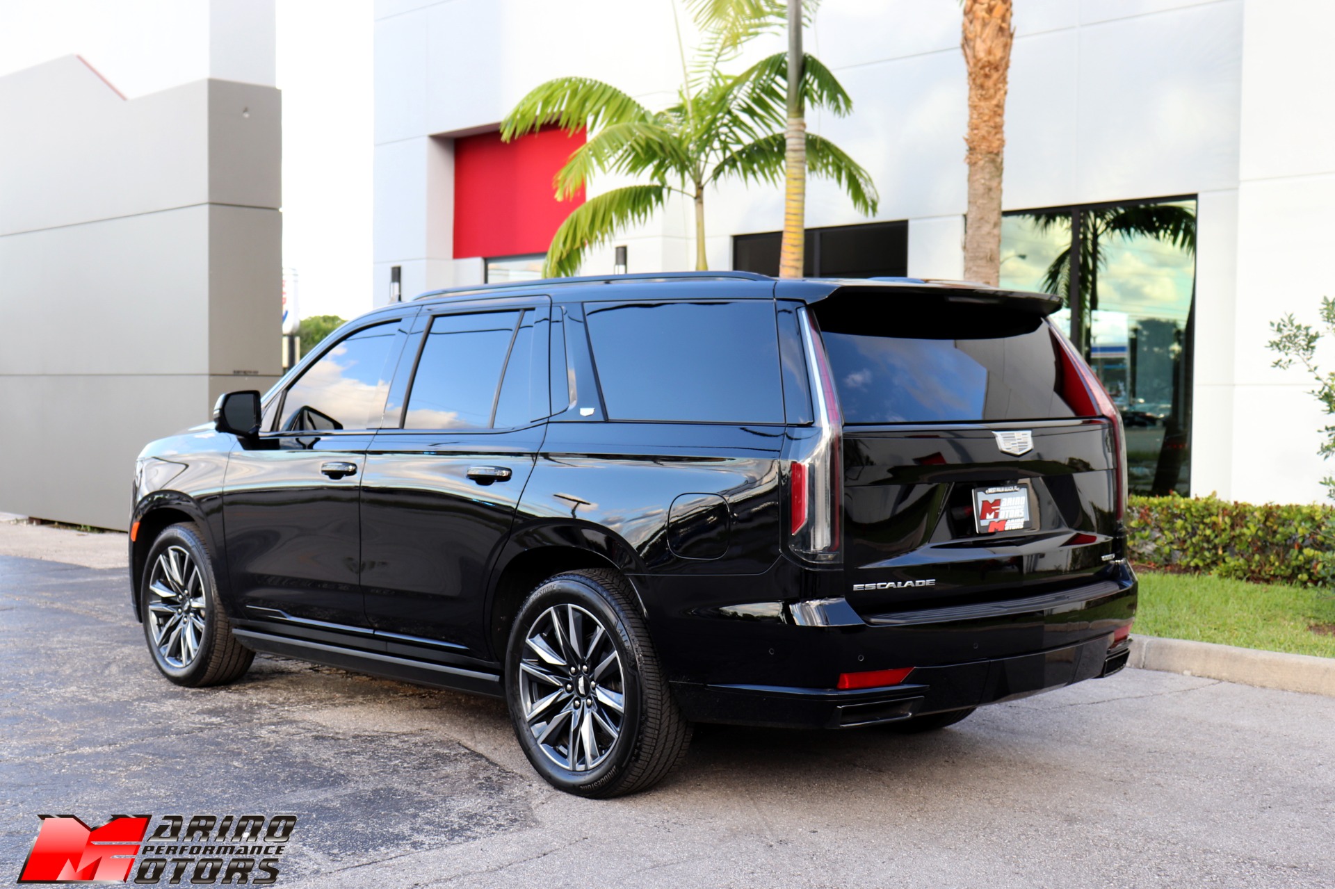 Used-2021-Cadillac-Escalade-Sport