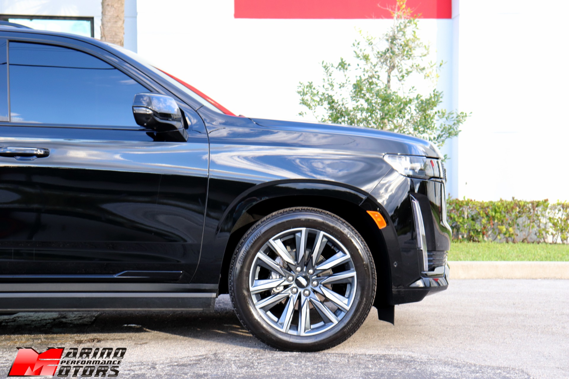 Used-2021-Cadillac-Escalade-Sport