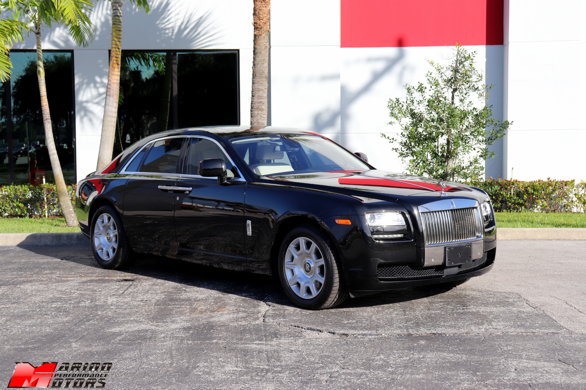 Used-2010-Rolls-Royce-Ghost