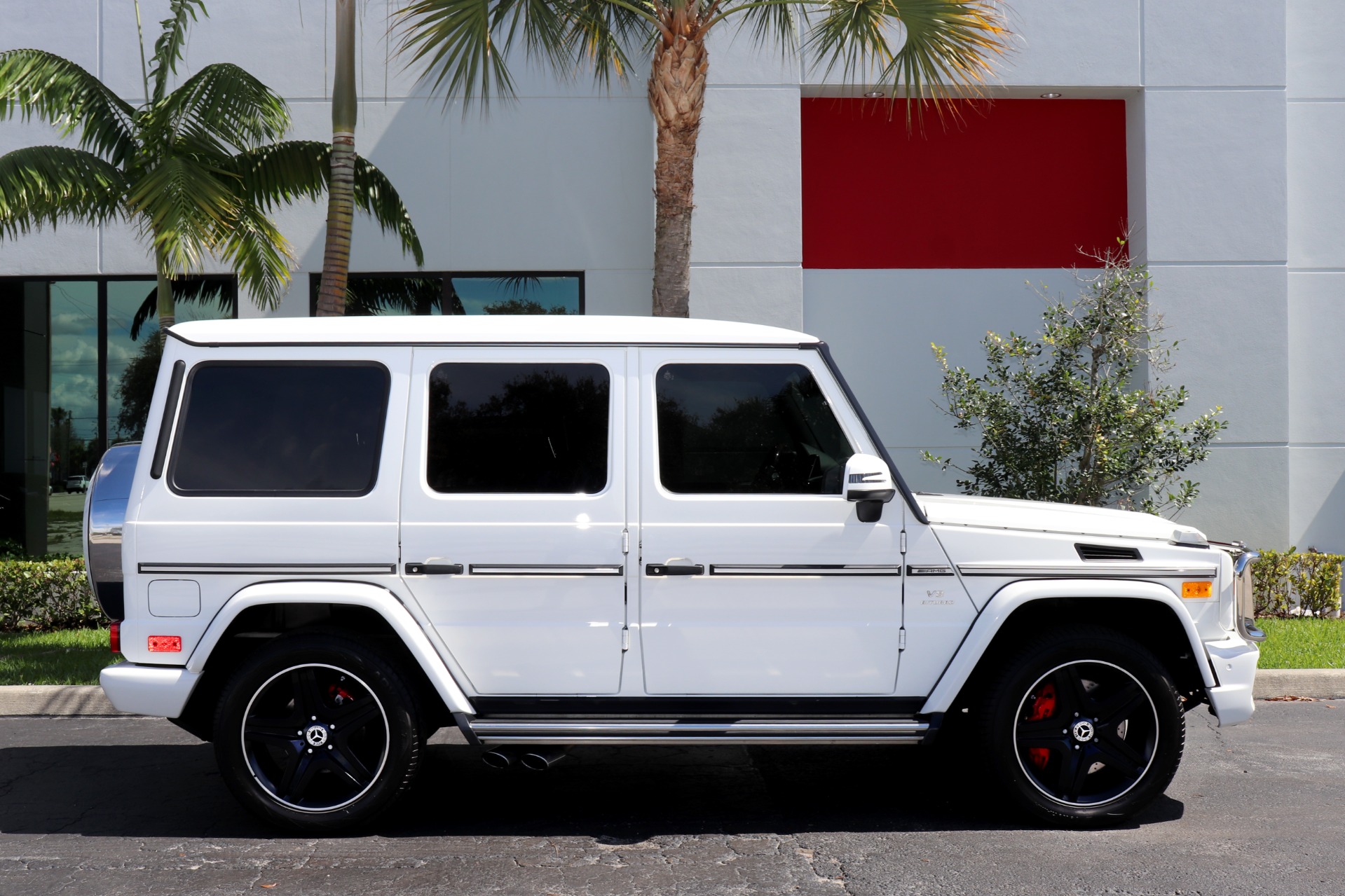 Used-2014-Mercedes-Benz-G-Class-G-63-AMG