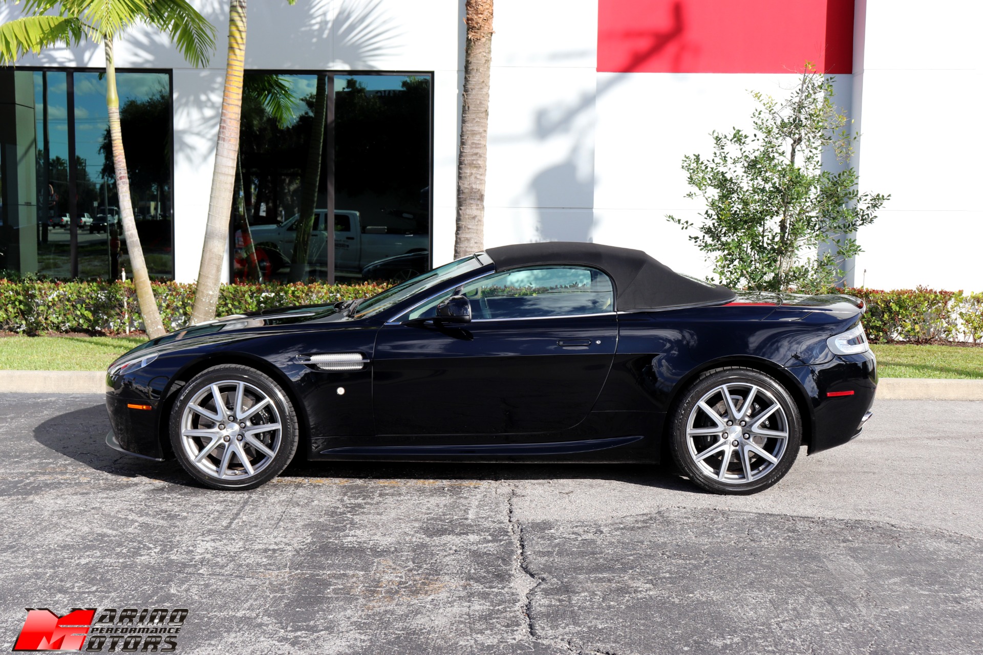 Used-2012-Aston-Martin-V8-Vantage-Roadster