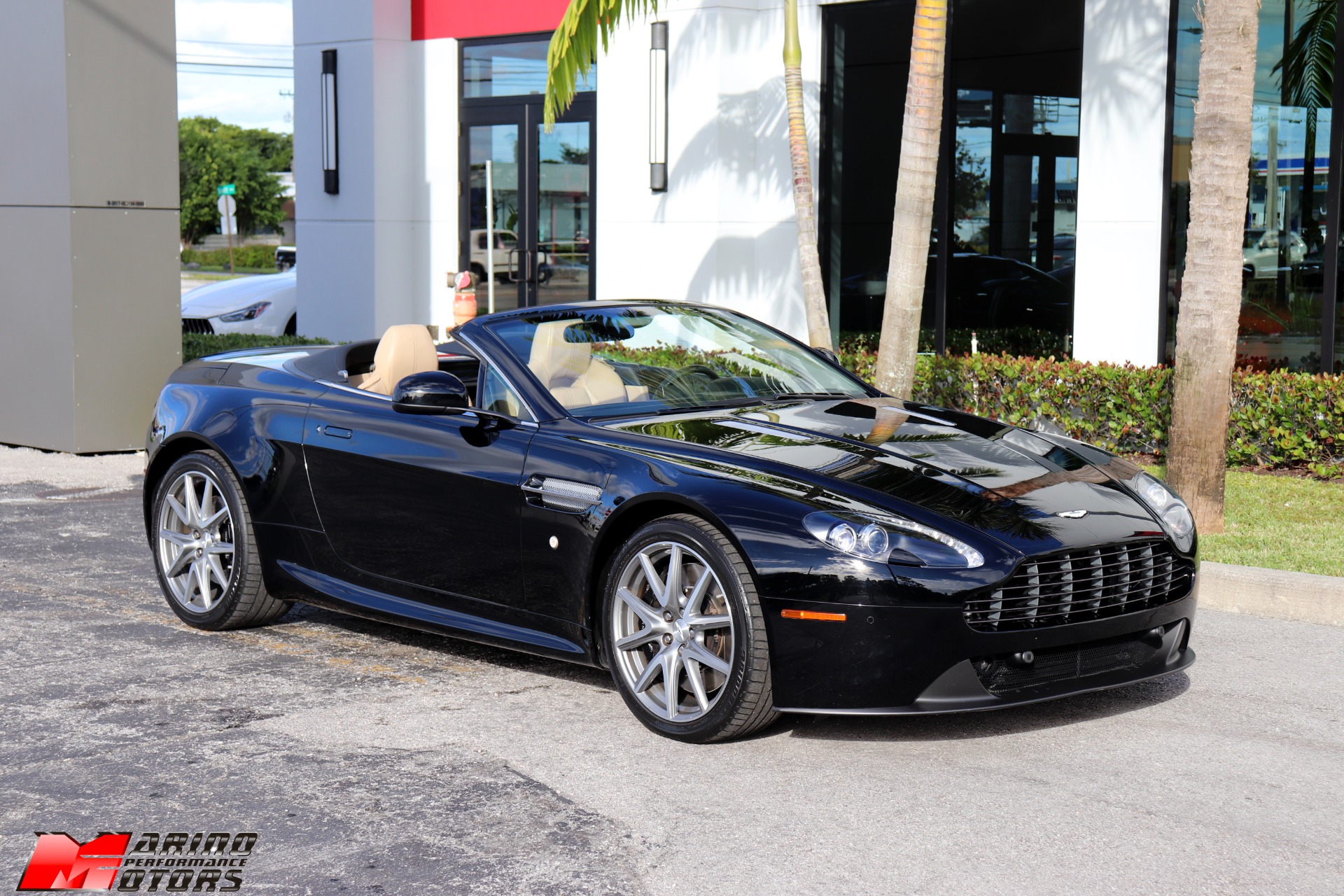 Used-2012-Aston-Martin-V8-Vantage-Roadster