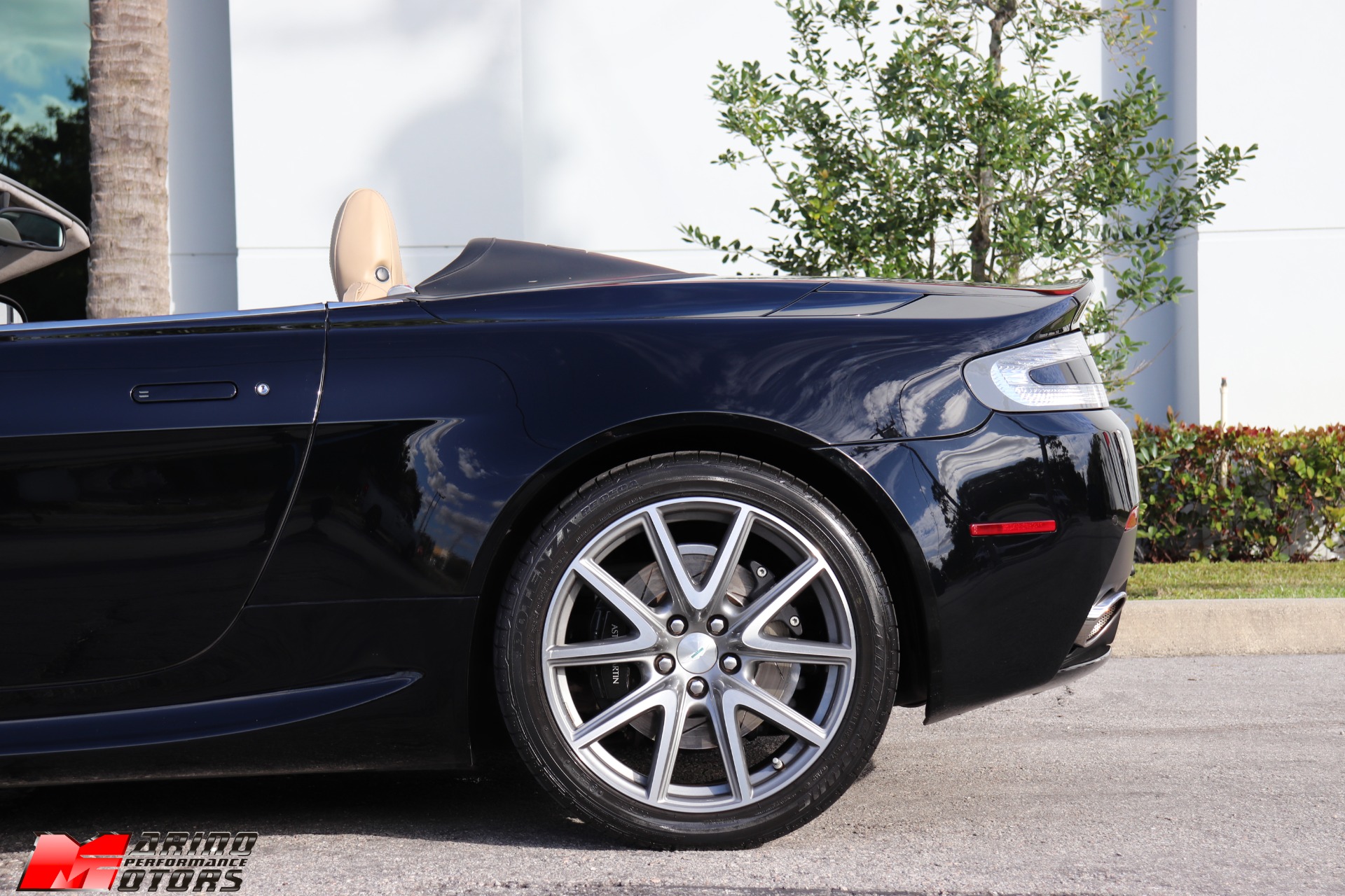 Used-2012-Aston-Martin-V8-Vantage-Roadster