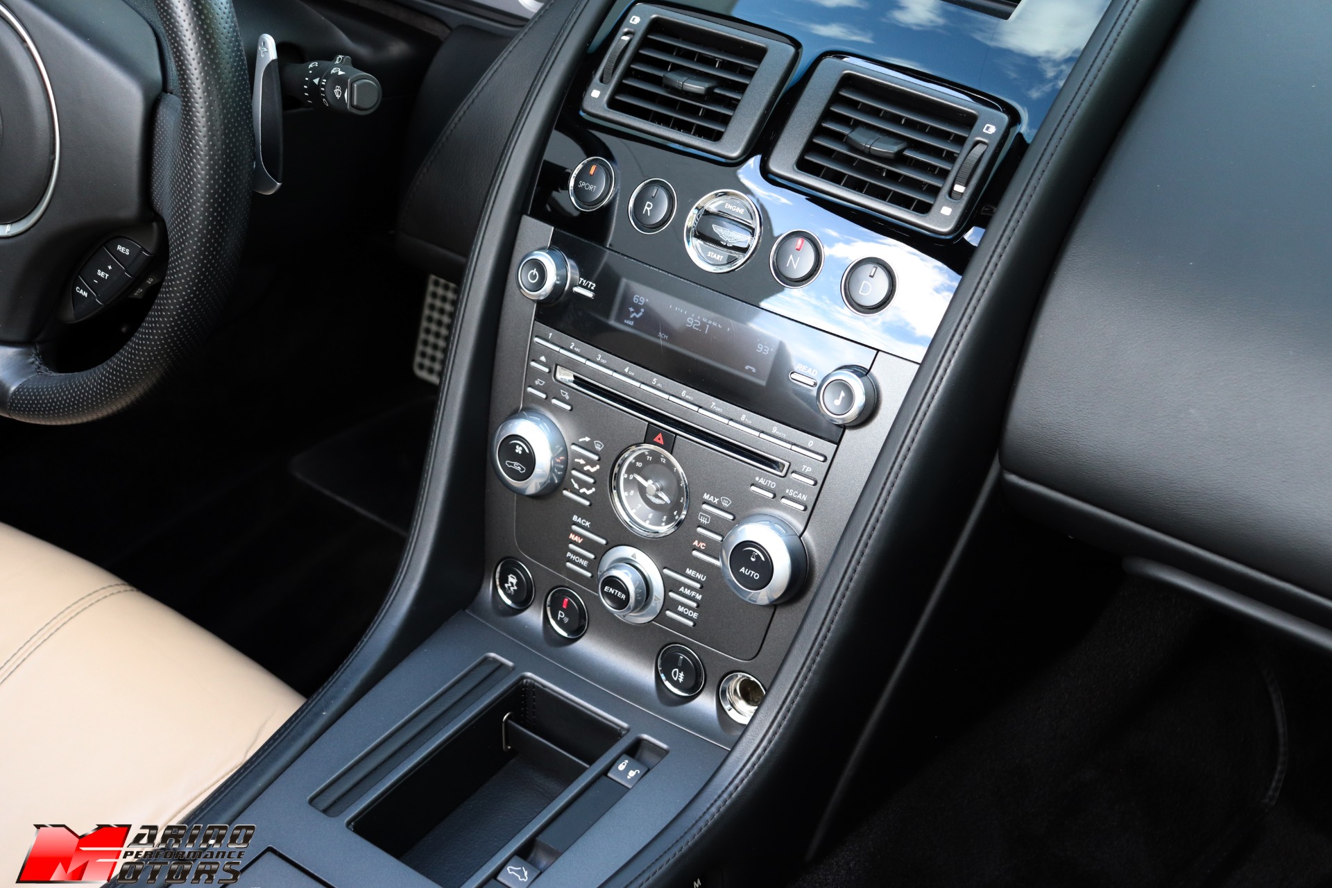 Used-2012-Aston-Martin-V8-Vantage-Roadster