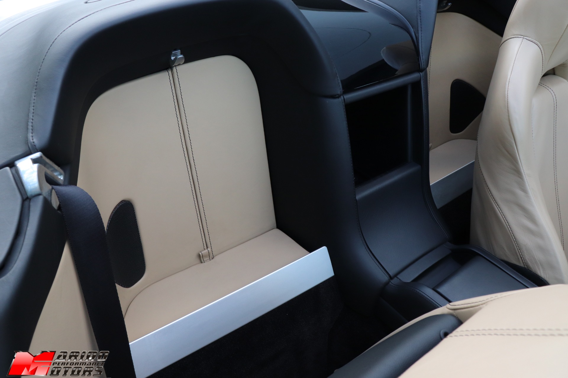Used-2012-Aston-Martin-V8-Vantage-Roadster