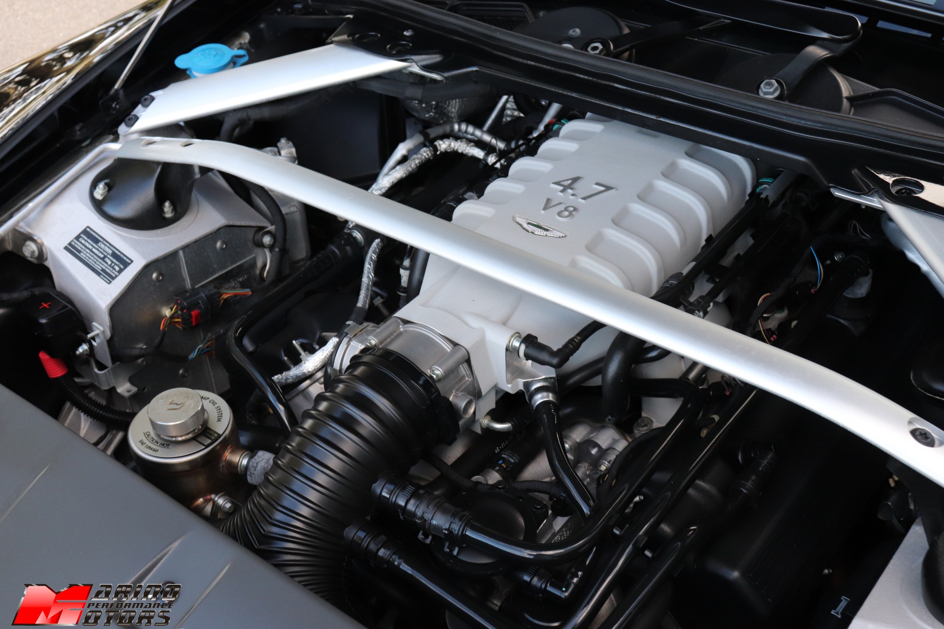 Used-2012-Aston-Martin-V8-Vantage-Roadster
