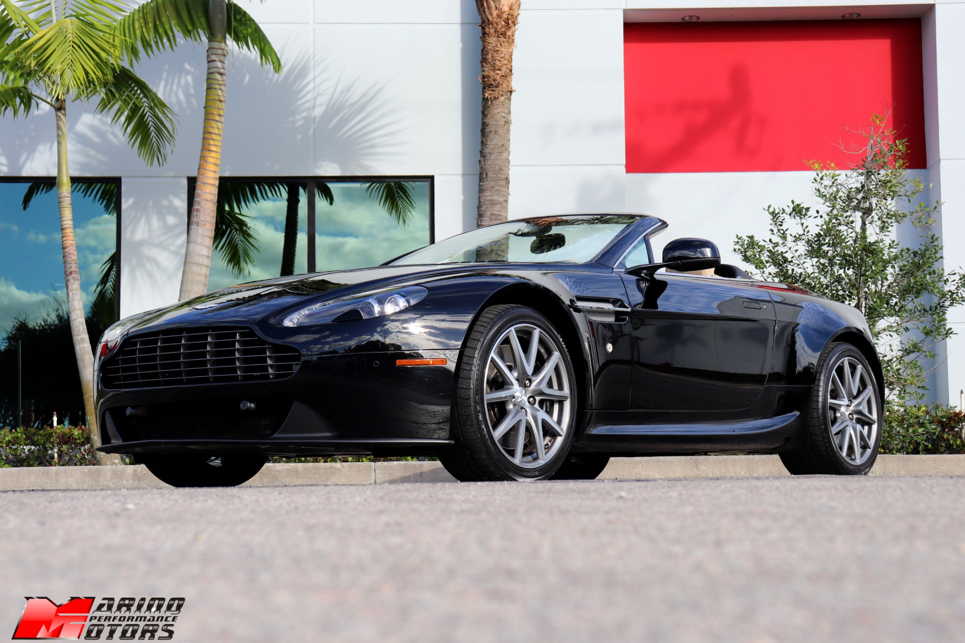 Used-2012-Aston-Martin-V8-Vantage-Roadster