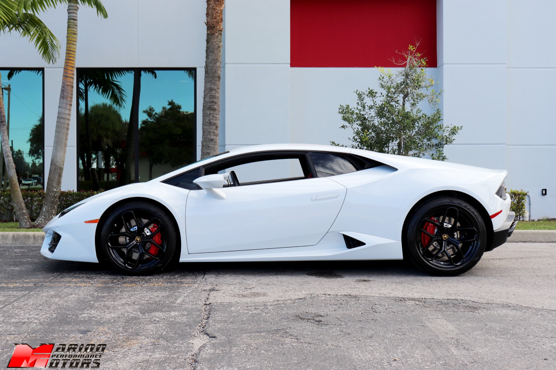 Used-2018-Lamborghini-Huracan-LP-580-2