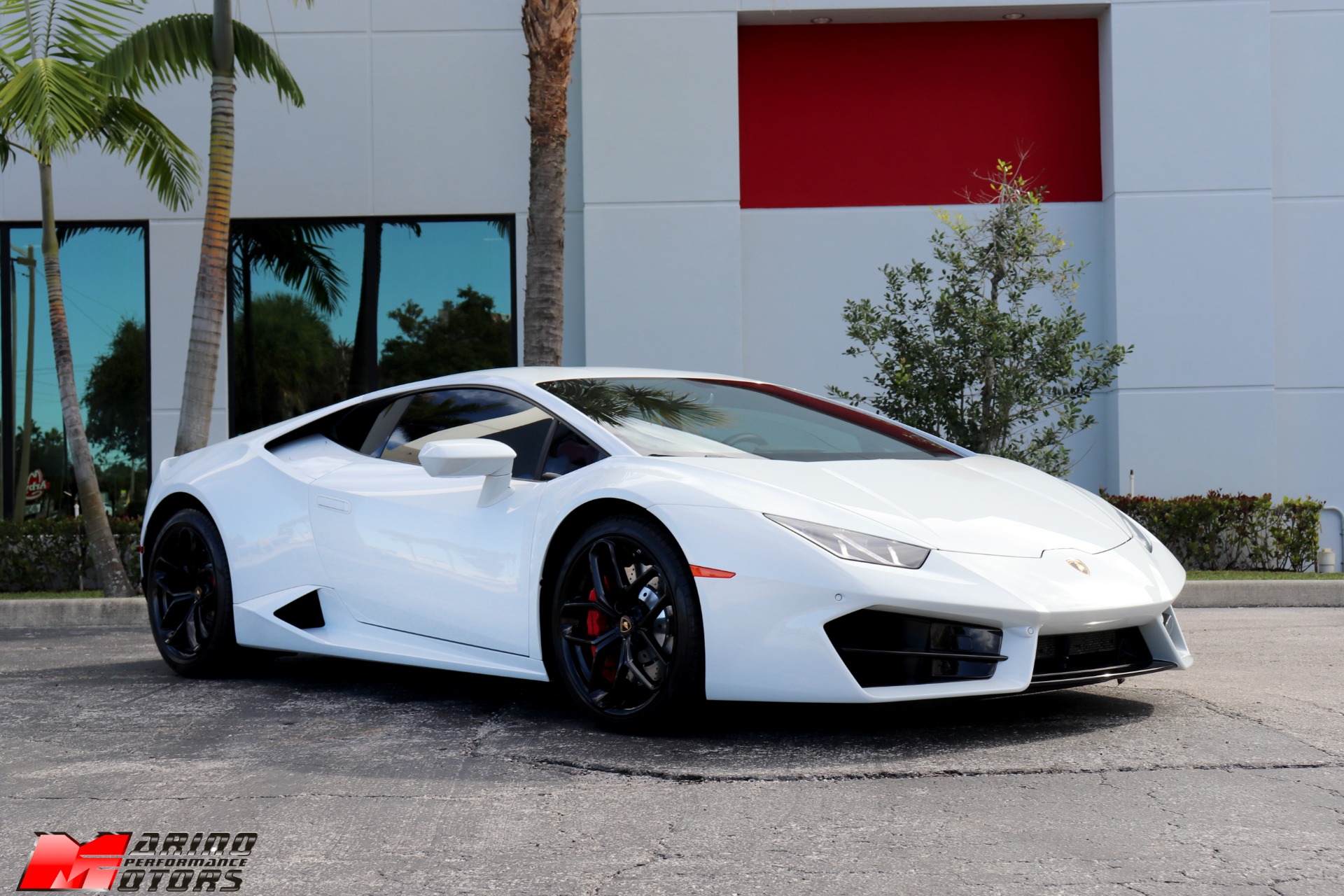 Used-2018-Lamborghini-Huracan-LP-580-2