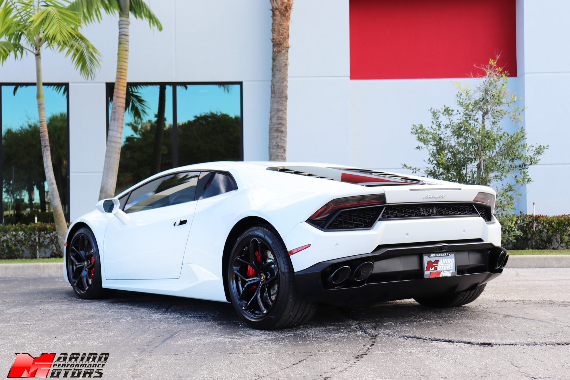 Used-2018-Lamborghini-Huracan-LP-580-2
