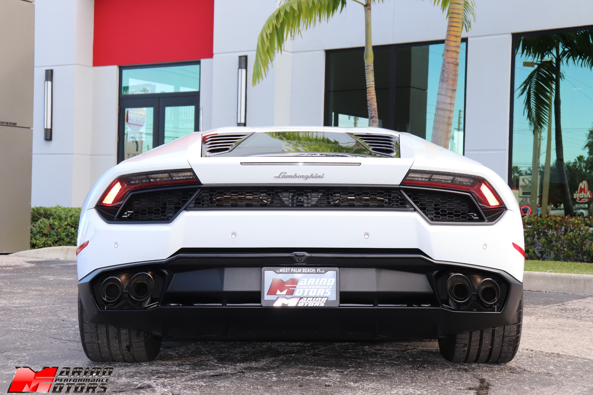 Used-2018-Lamborghini-Huracan-LP-580-2