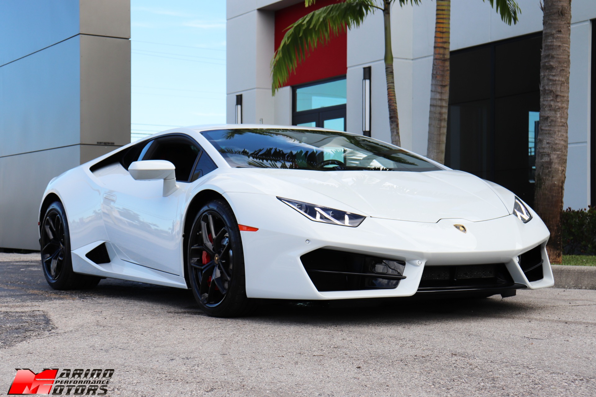 Used-2018-Lamborghini-Huracan-LP-580-2