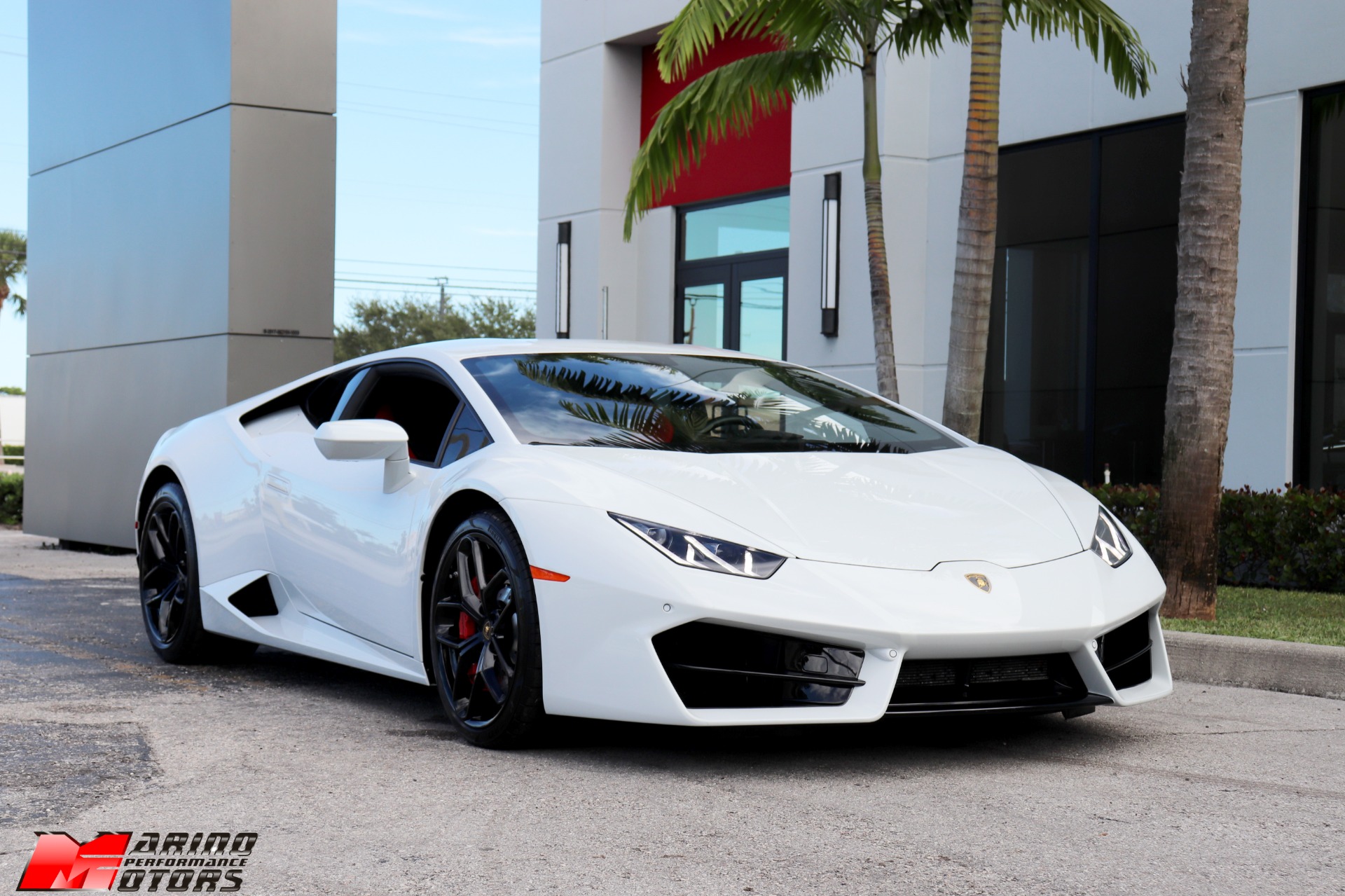 Used-2018-Lamborghini-Huracan-LP-580-2