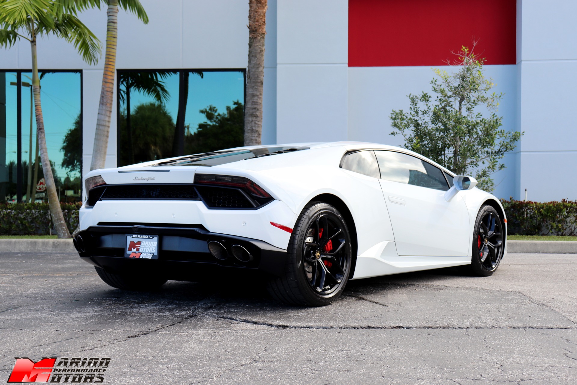 Used-2018-Lamborghini-Huracan-LP-580-2