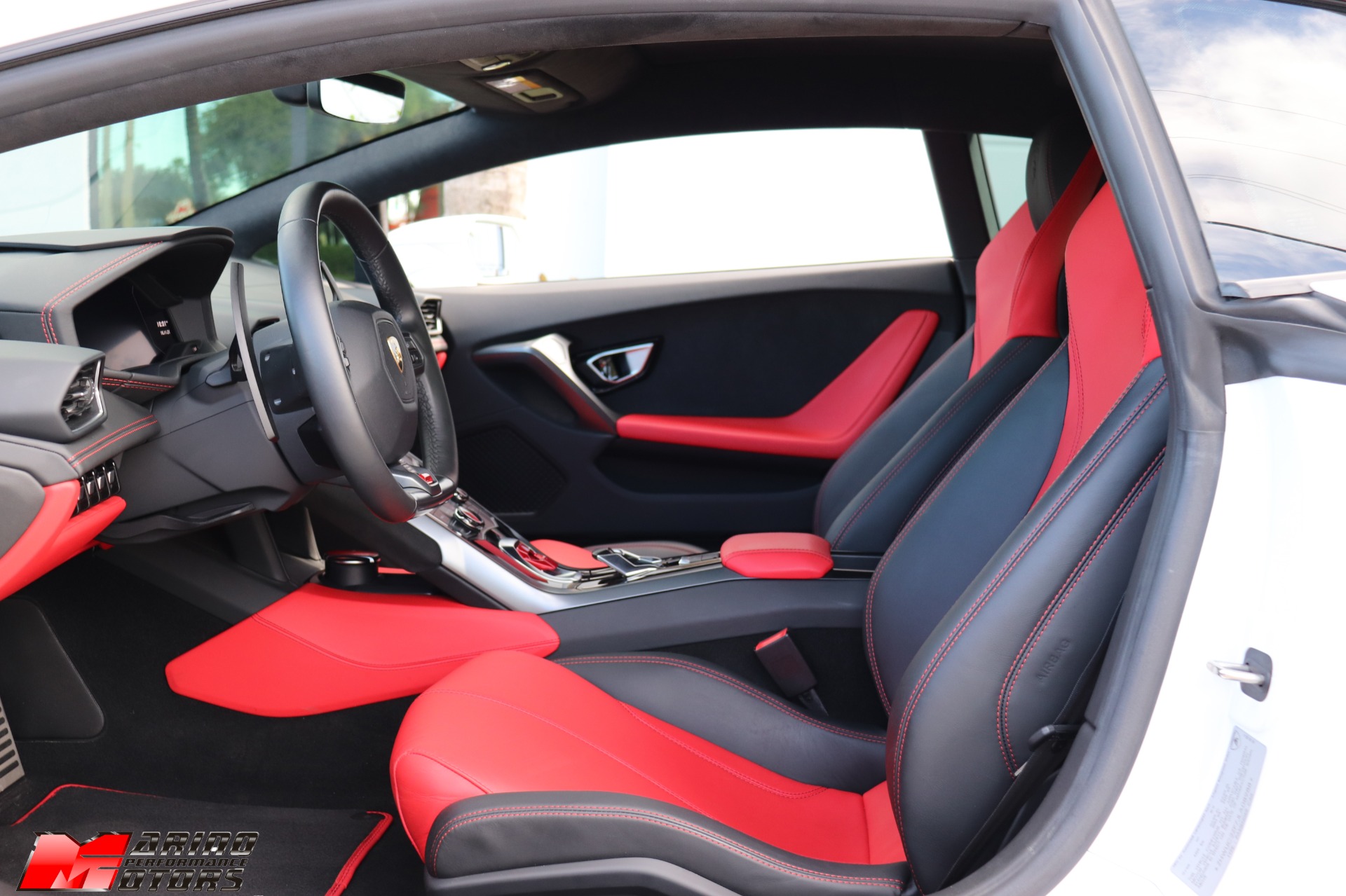 Used-2018-Lamborghini-Huracan-LP-580-2