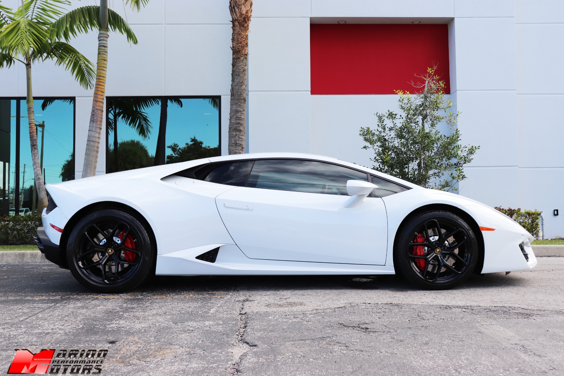 Used-2018-Lamborghini-Huracan-LP-580-2