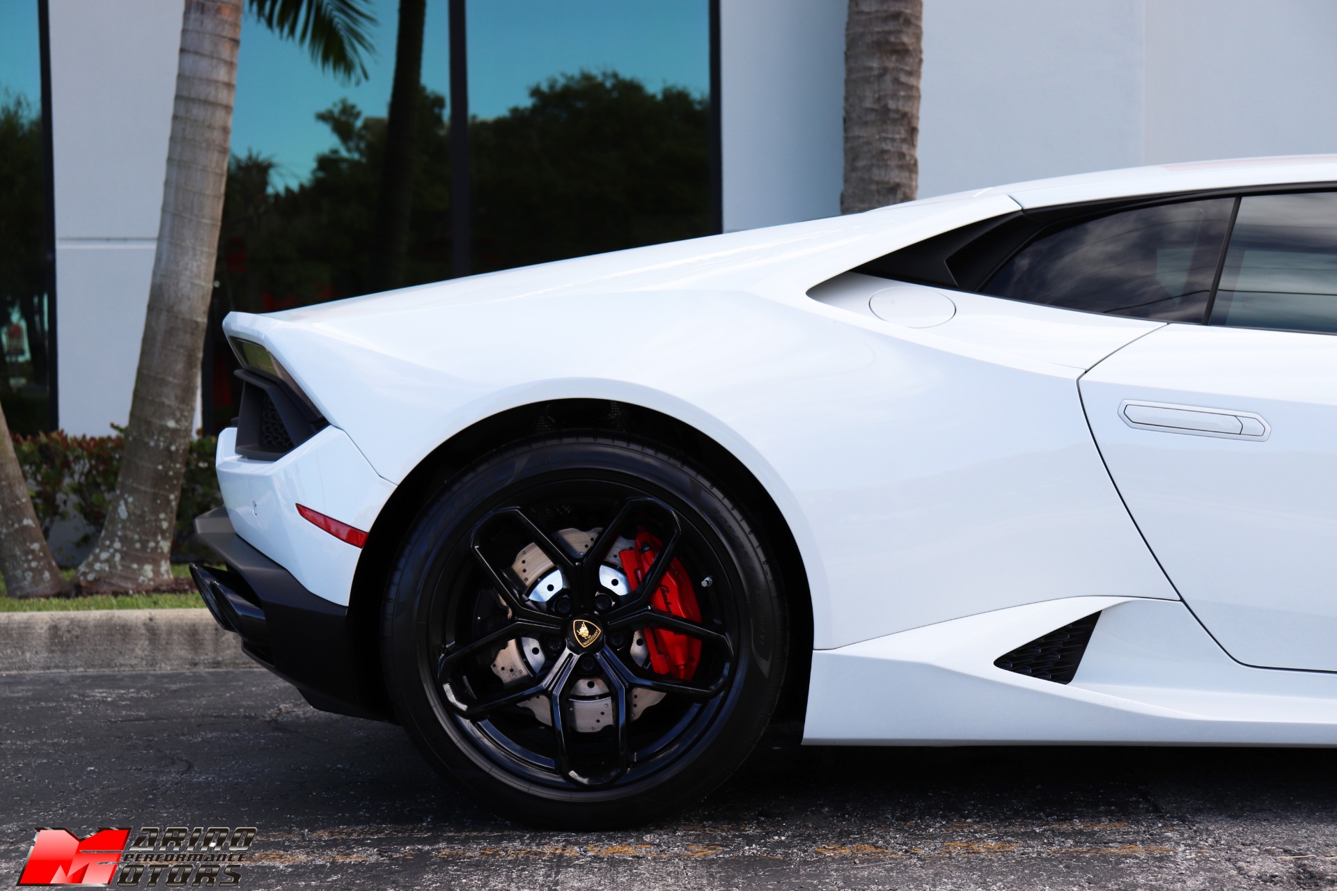 Used-2018-Lamborghini-Huracan-LP-580-2