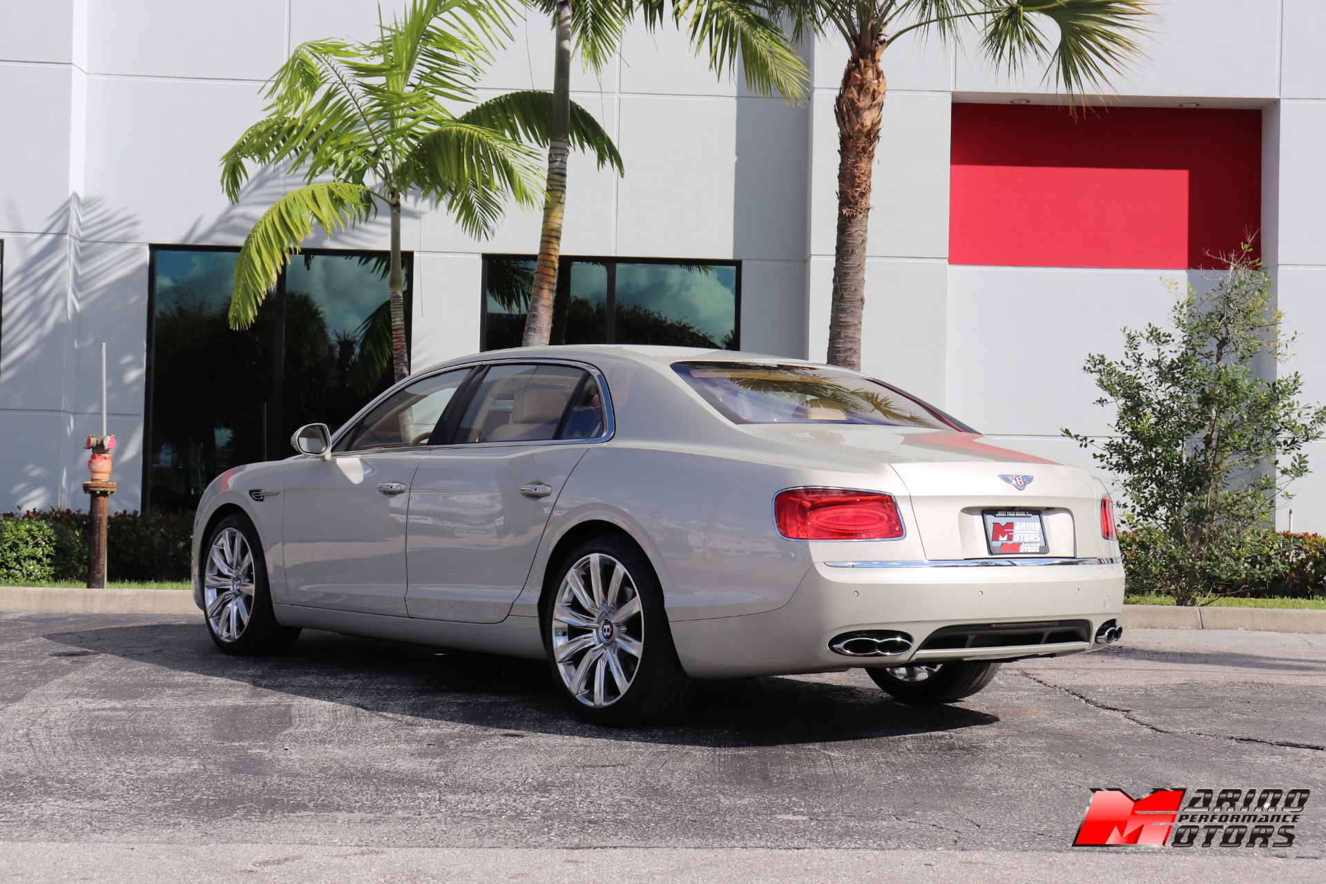 Used-2015-Bentley-Flying-Spur-V8