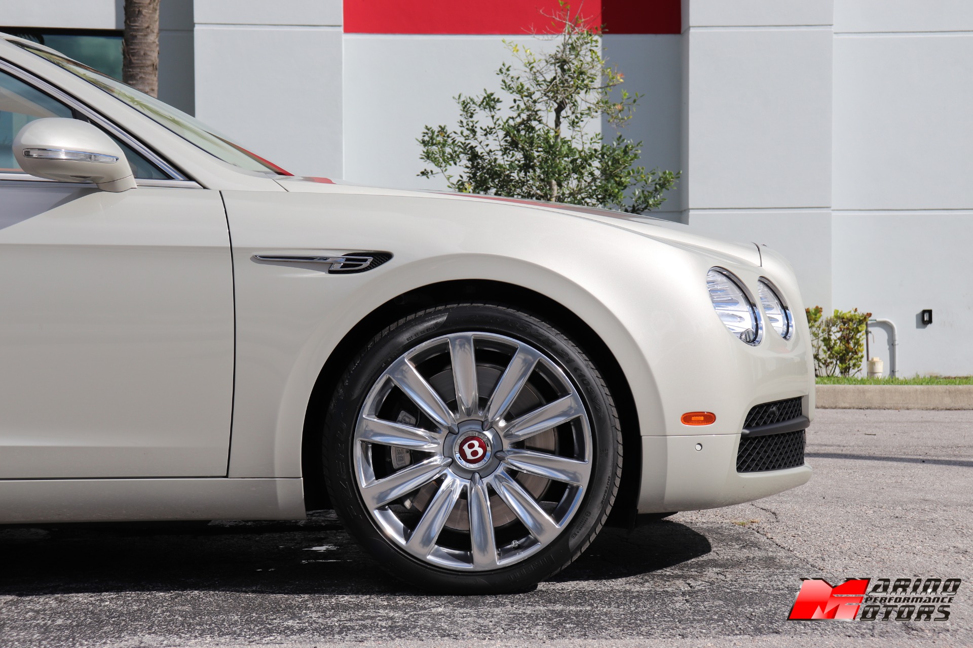 Used-2015-Bentley-Flying-Spur-V8