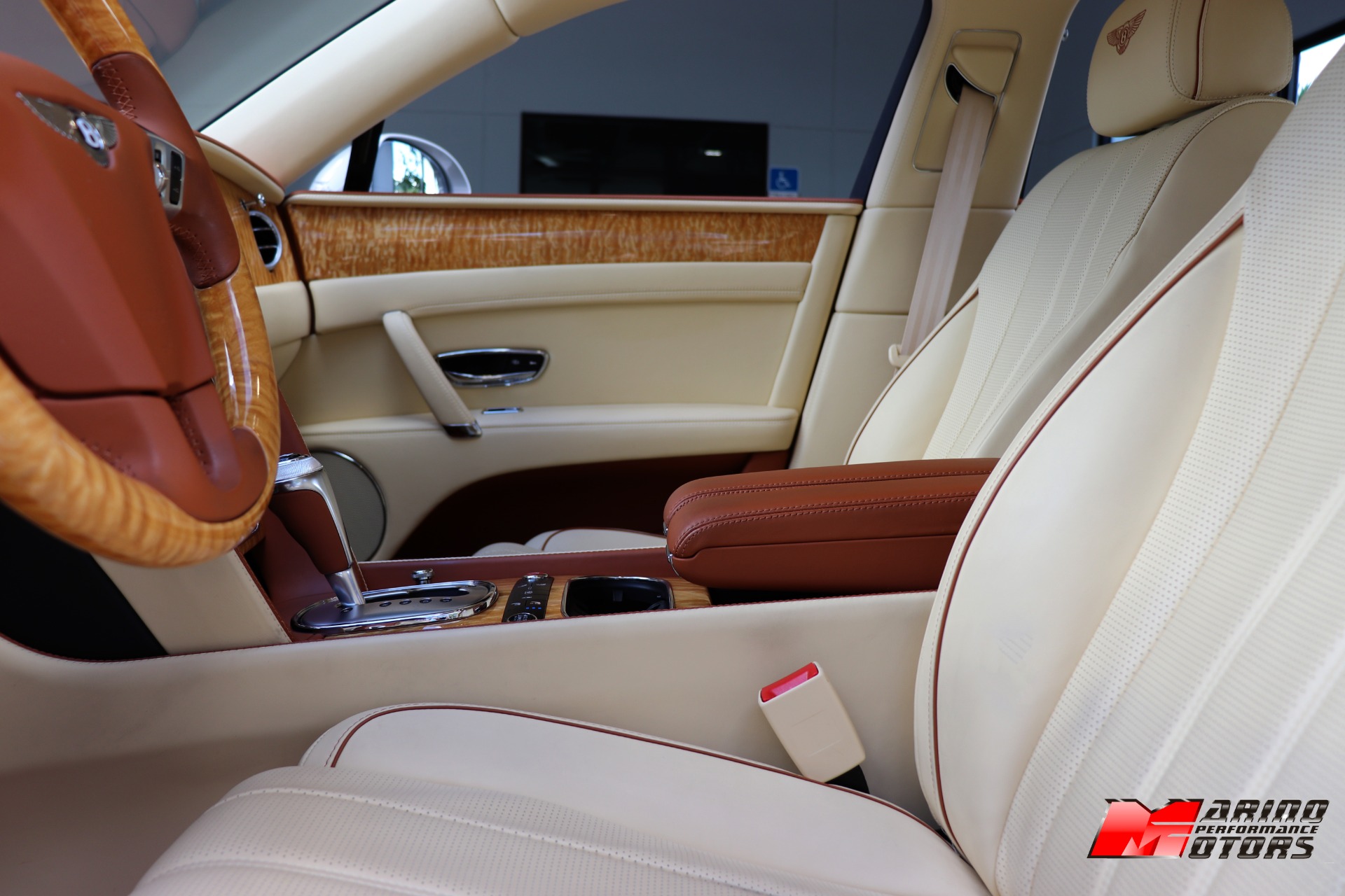 Used-2015-Bentley-Flying-Spur-V8