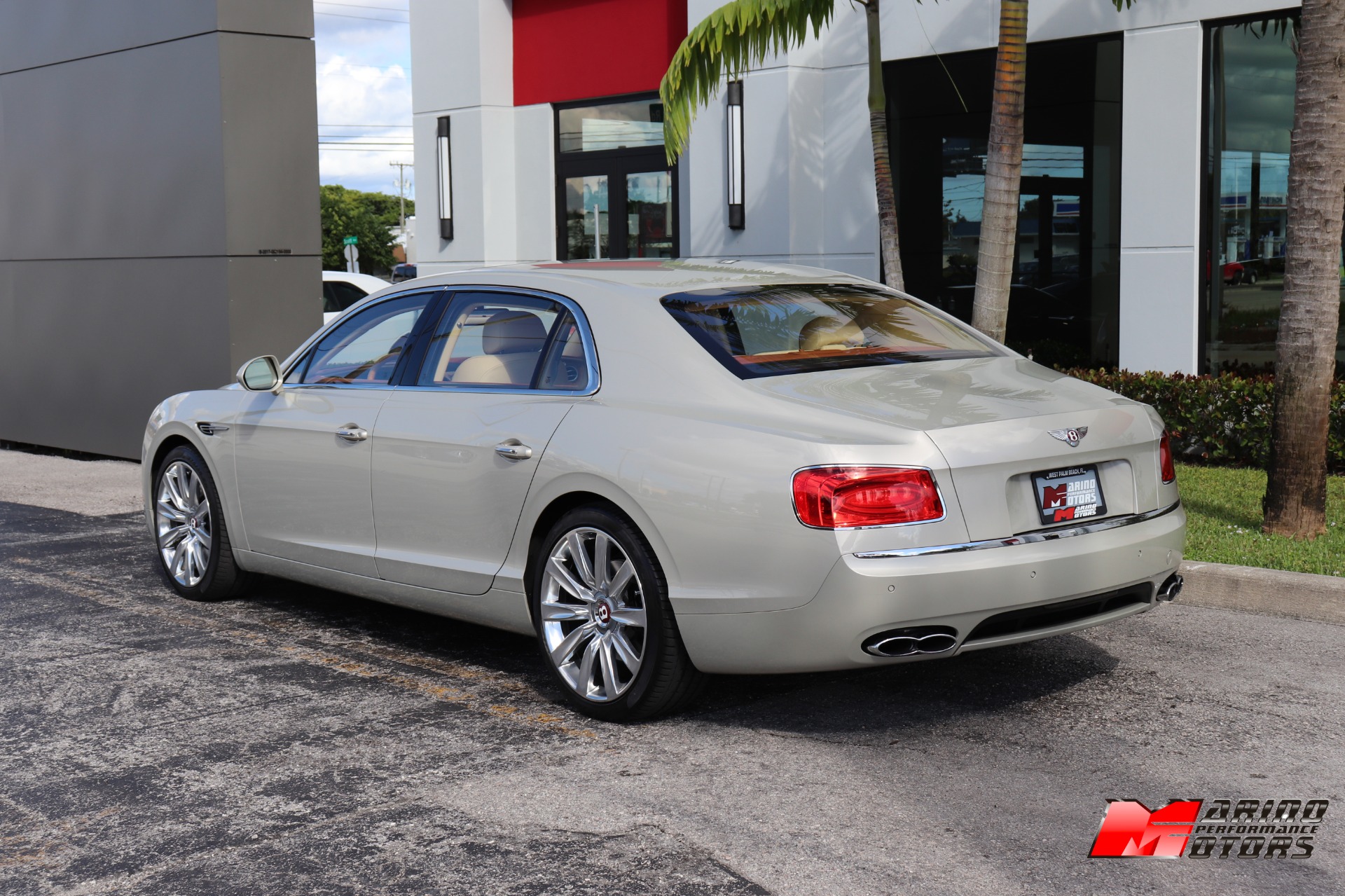 Used-2015-Bentley-Flying-Spur-V8