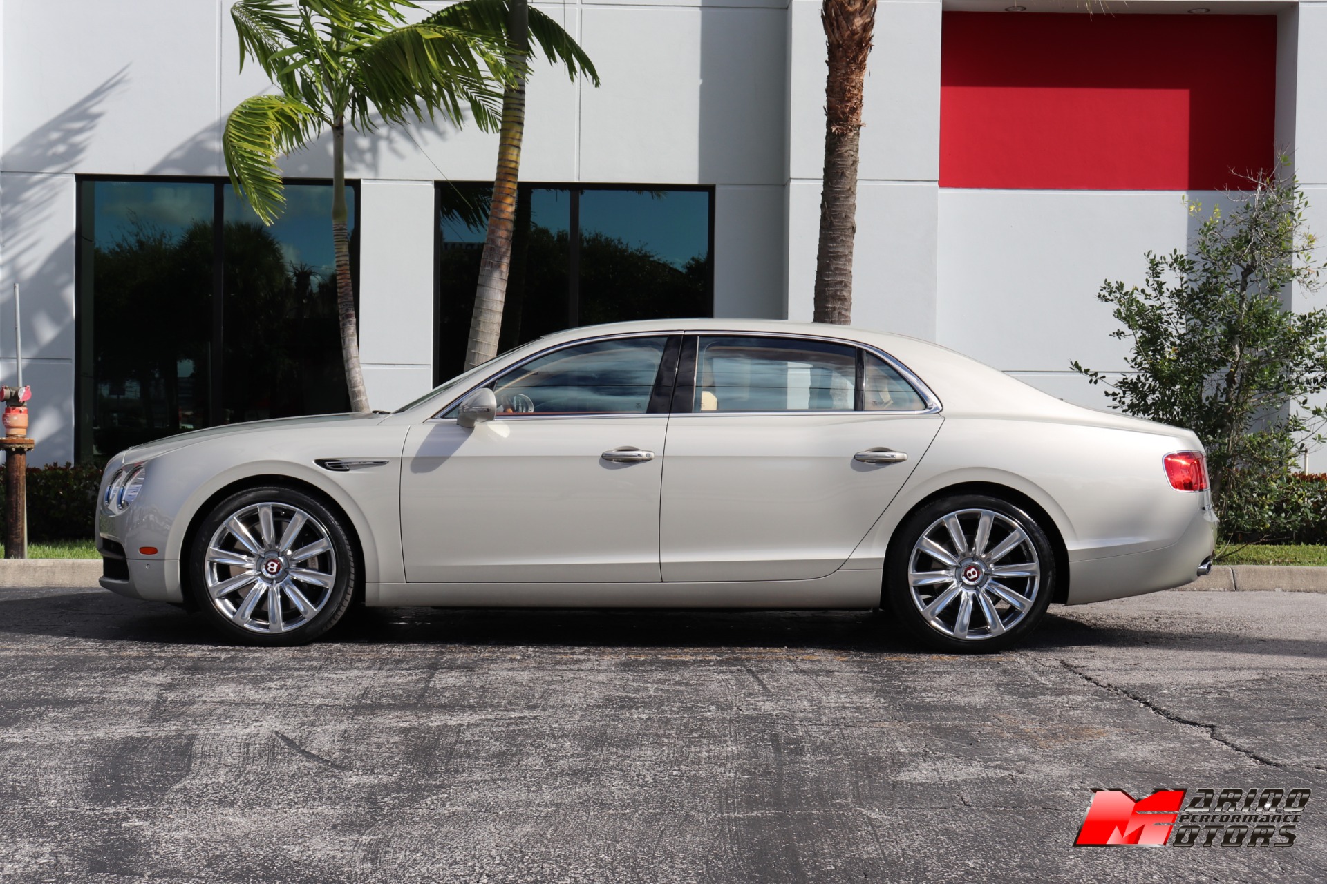 Used-2015-Bentley-Flying-Spur-V8