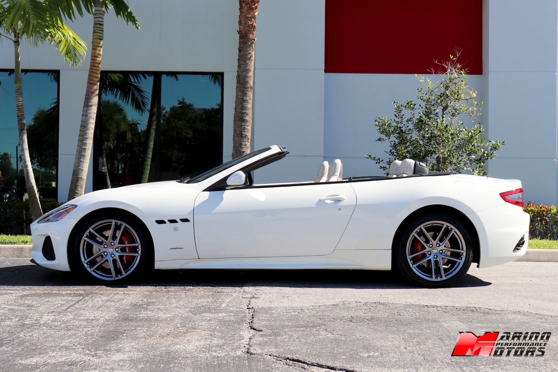 Used-2018-Maserati-GranTurismo-Sport
