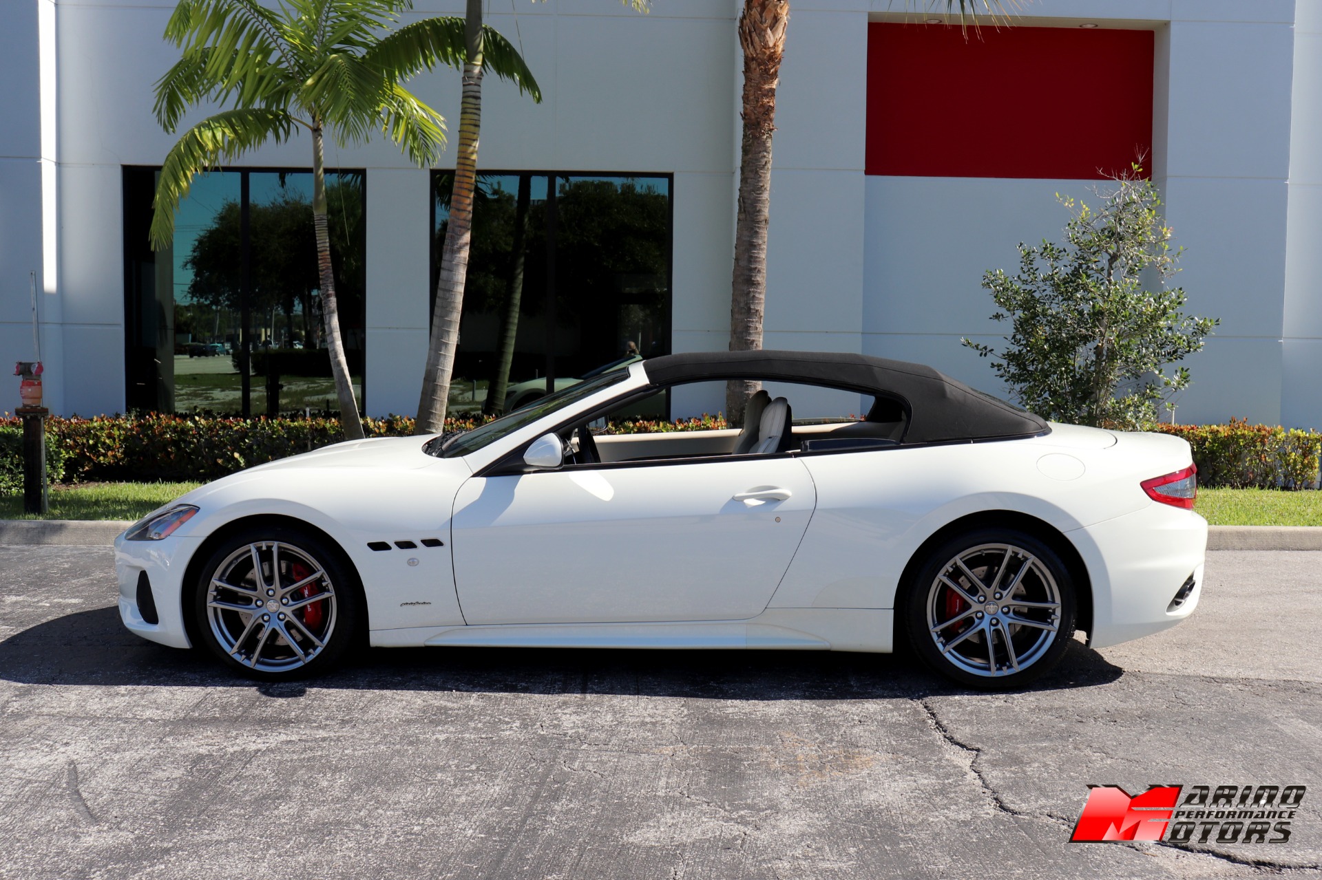 Used-2018-Maserati-GranTurismo-Sport