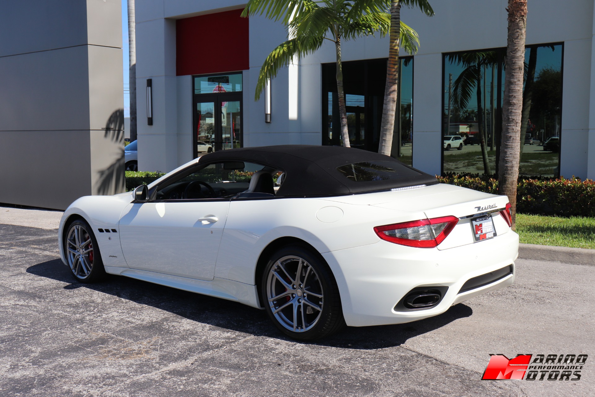 Used-2018-Maserati-GranTurismo-Sport