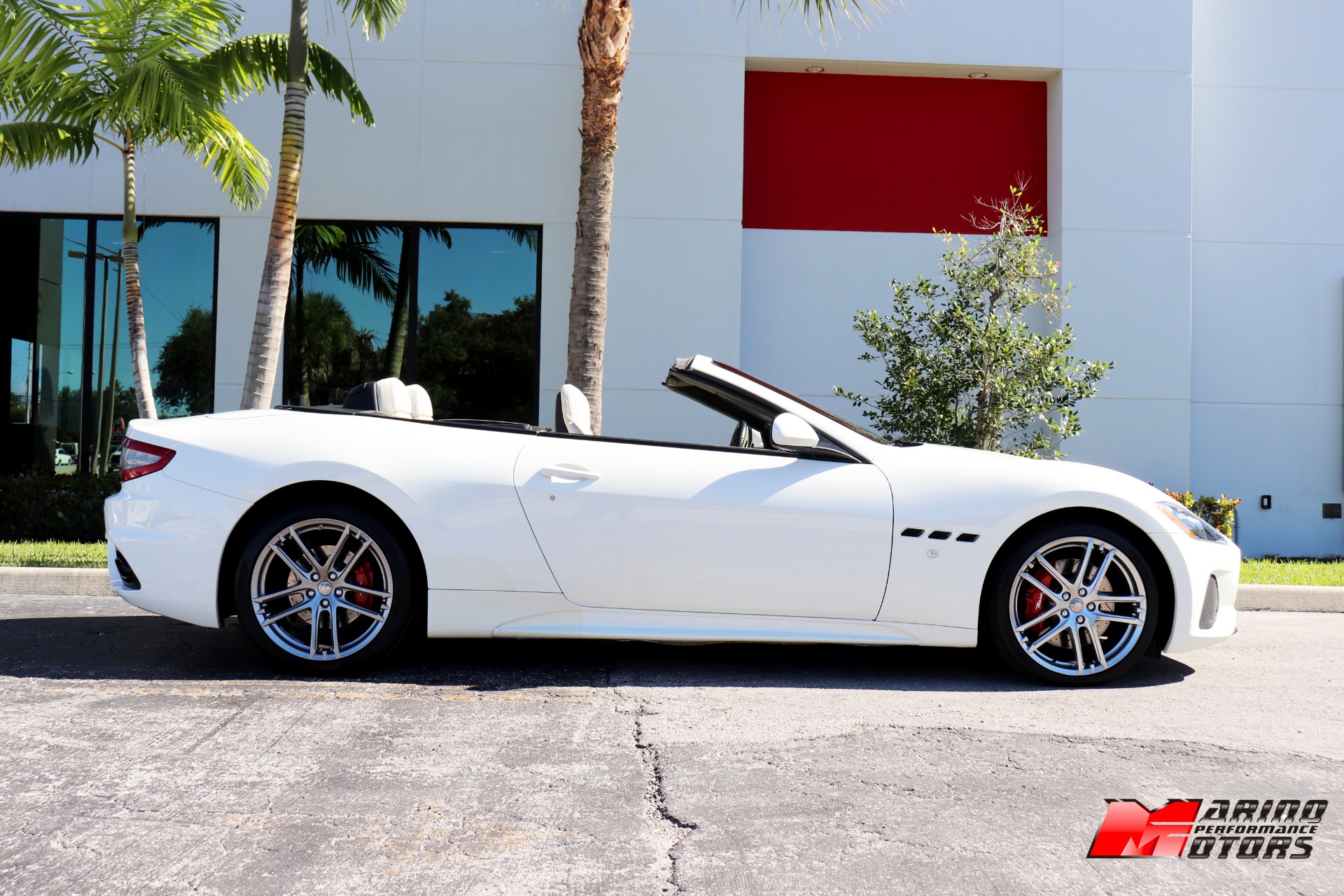 Used-2018-Maserati-GranTurismo-Sport
