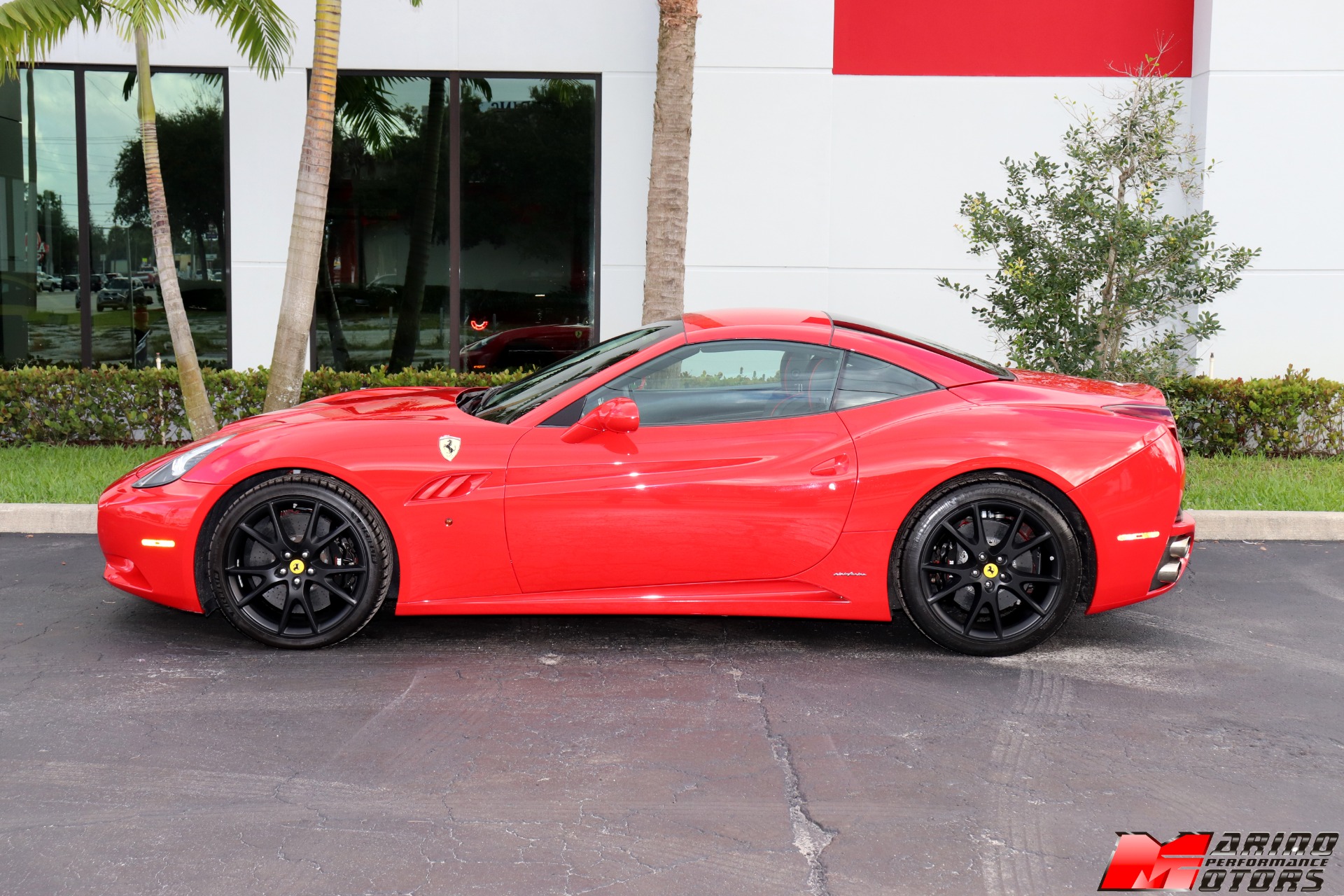 Used-2010-Ferrari-California