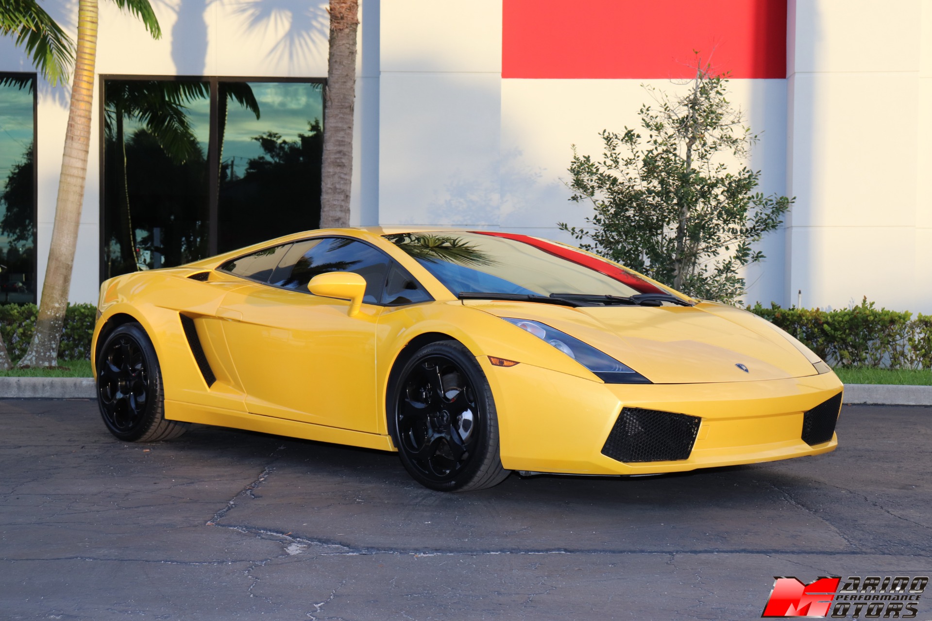 Used-2004-Lamborghini-Gallardo