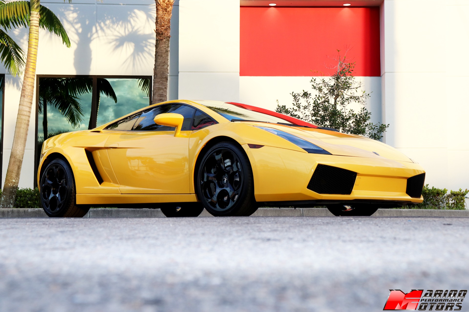 Used-2004-Lamborghini-Gallardo