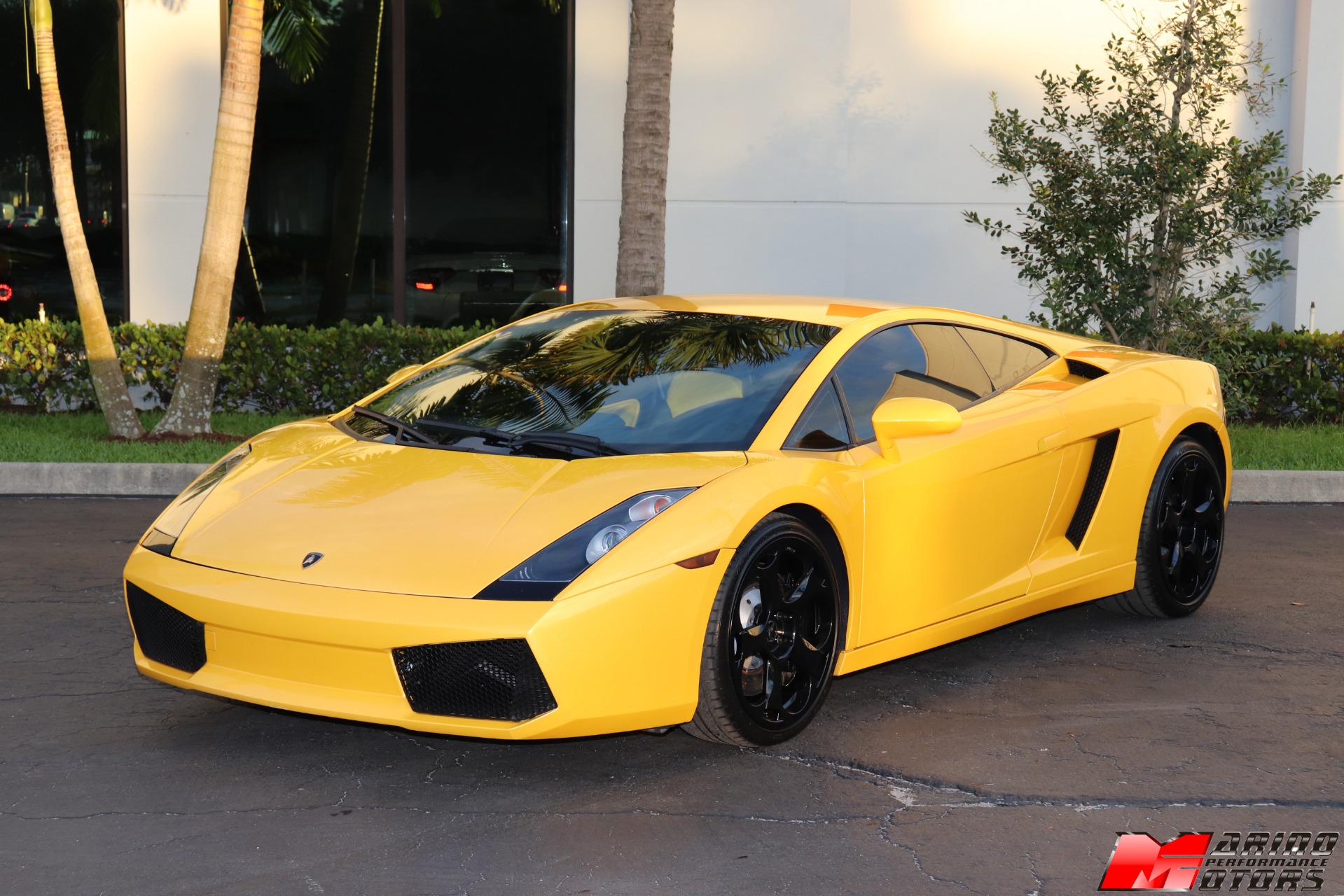 Used-2004-Lamborghini-Gallardo