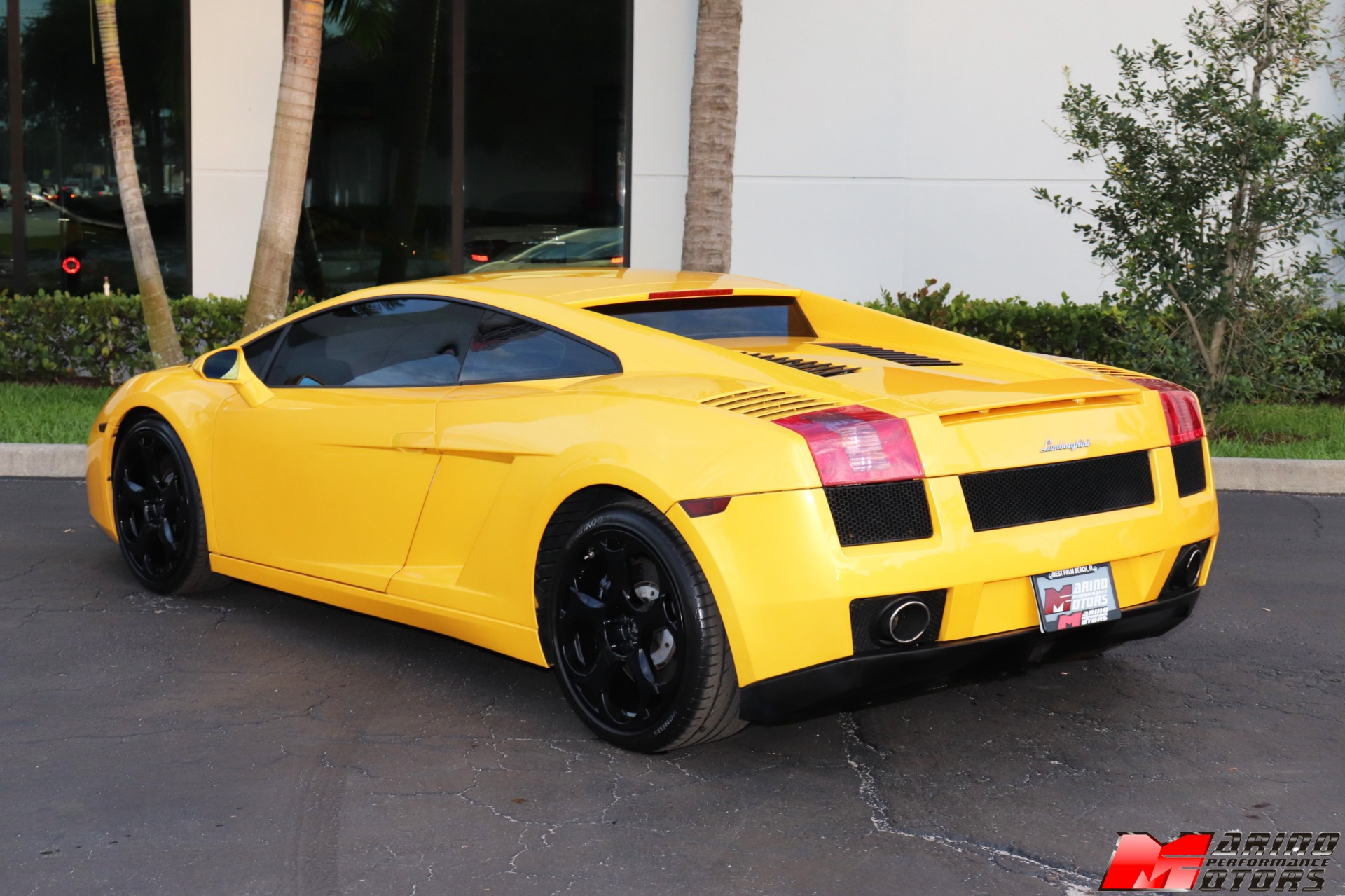 Used-2004-Lamborghini-Gallardo
