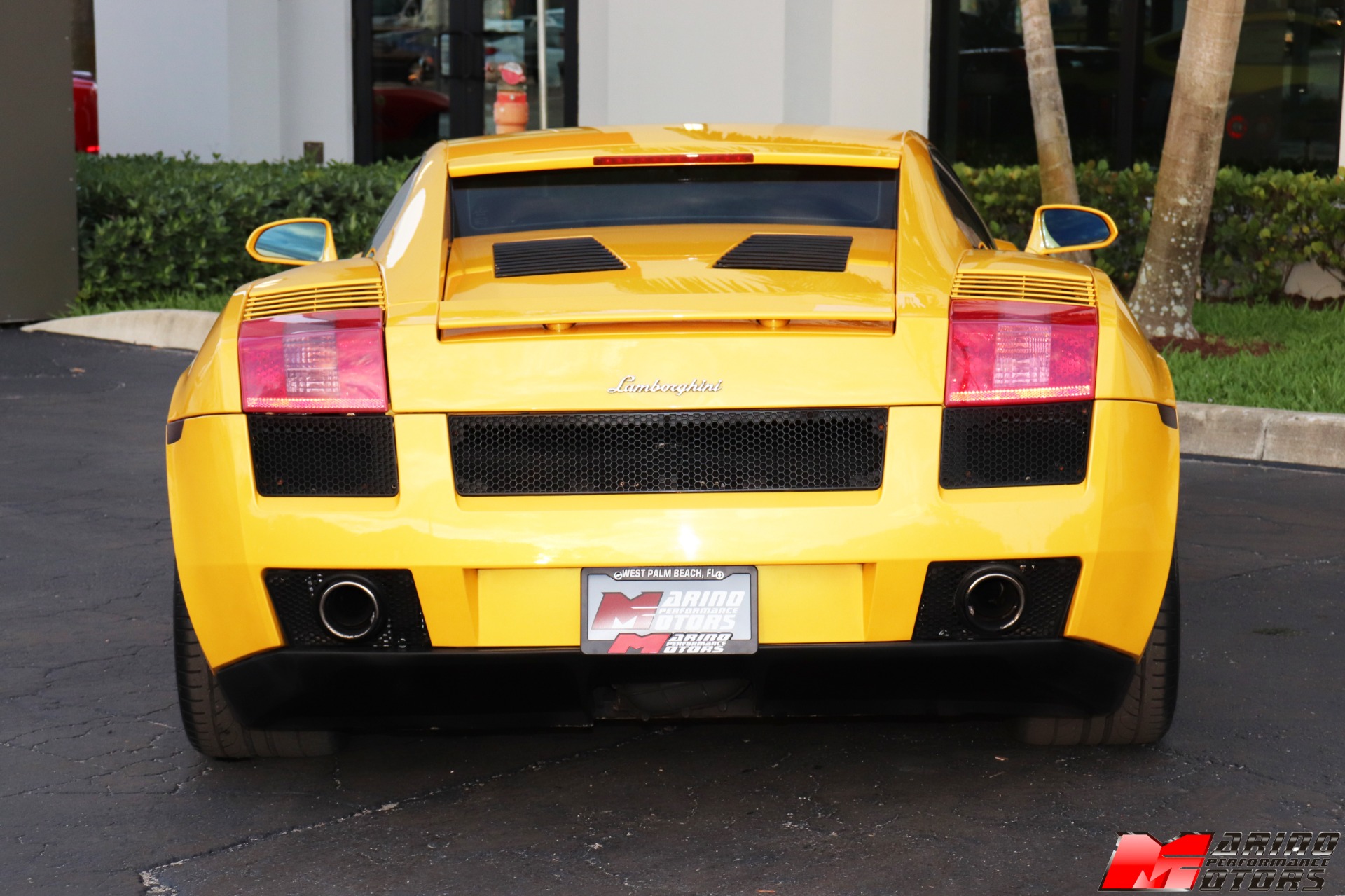 Used-2004-Lamborghini-Gallardo