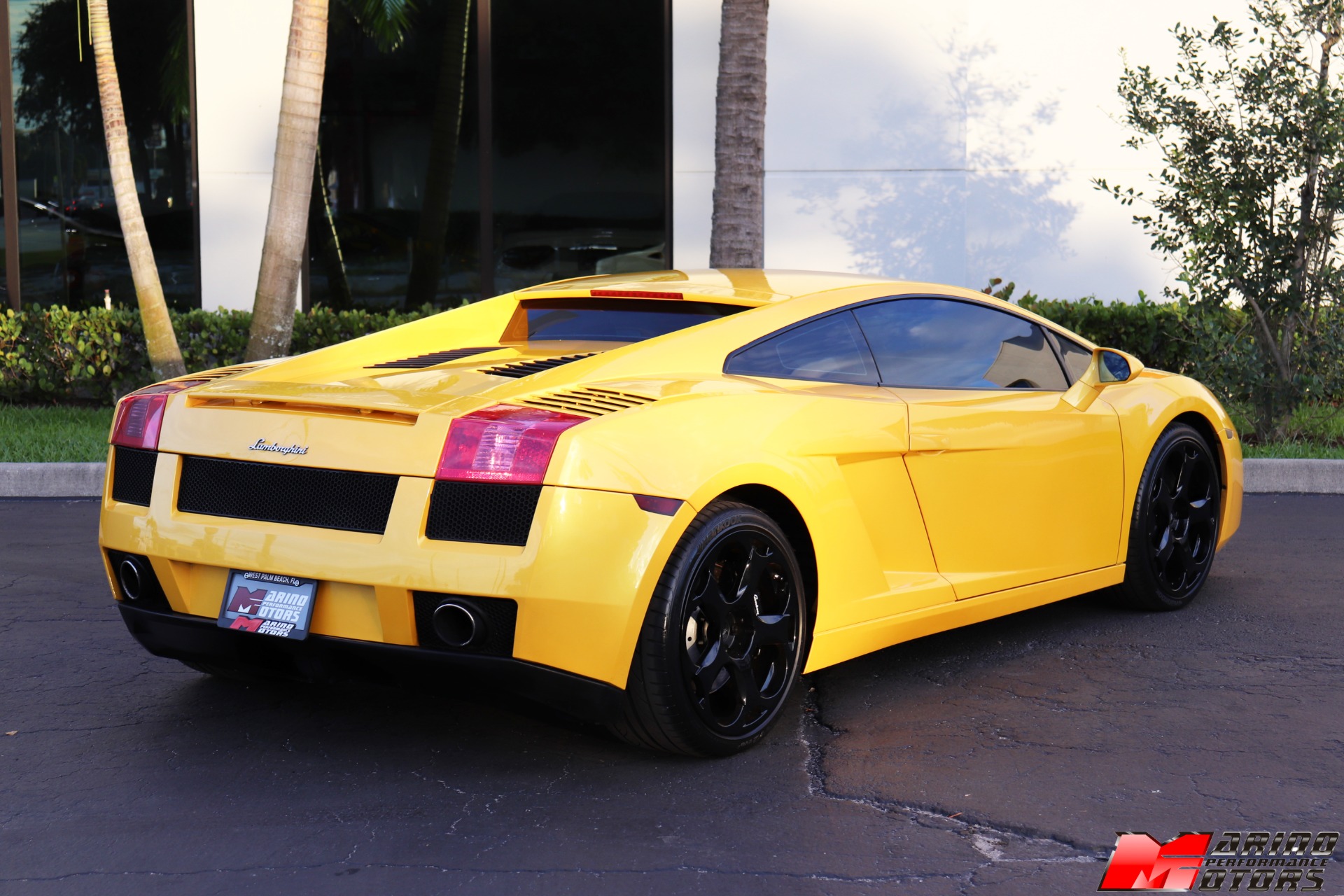 Used-2004-Lamborghini-Gallardo