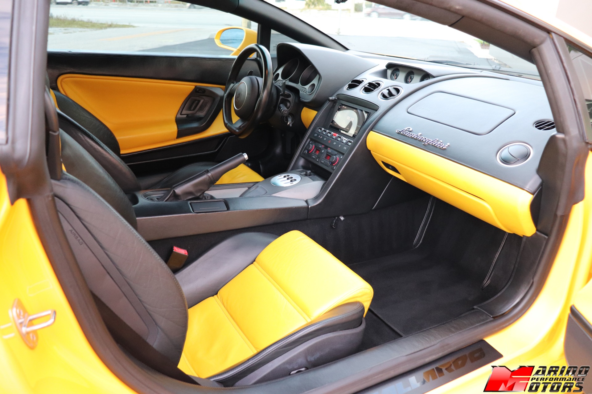 Used-2004-Lamborghini-Gallardo