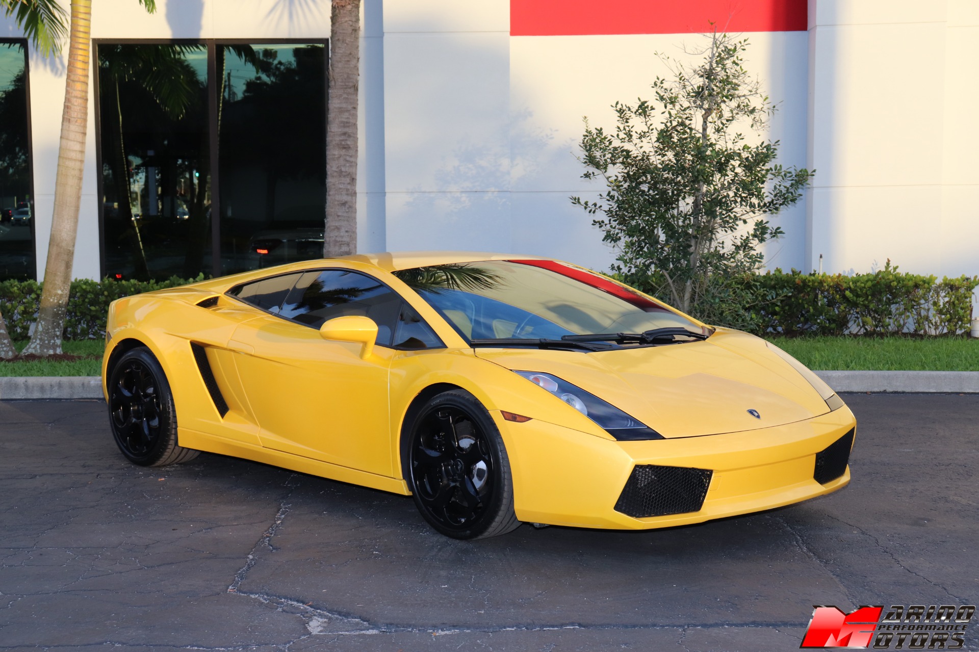 Used-2004-Lamborghini-Gallardo