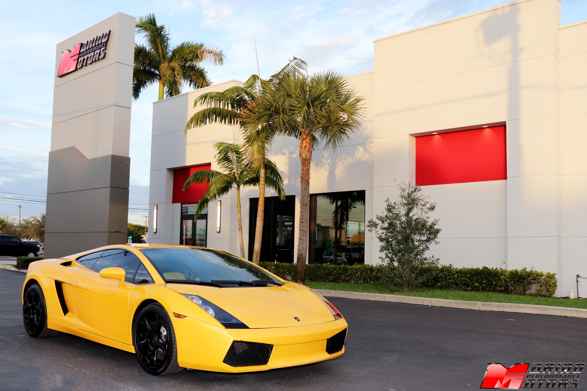 Used-2004-Lamborghini-Gallardo