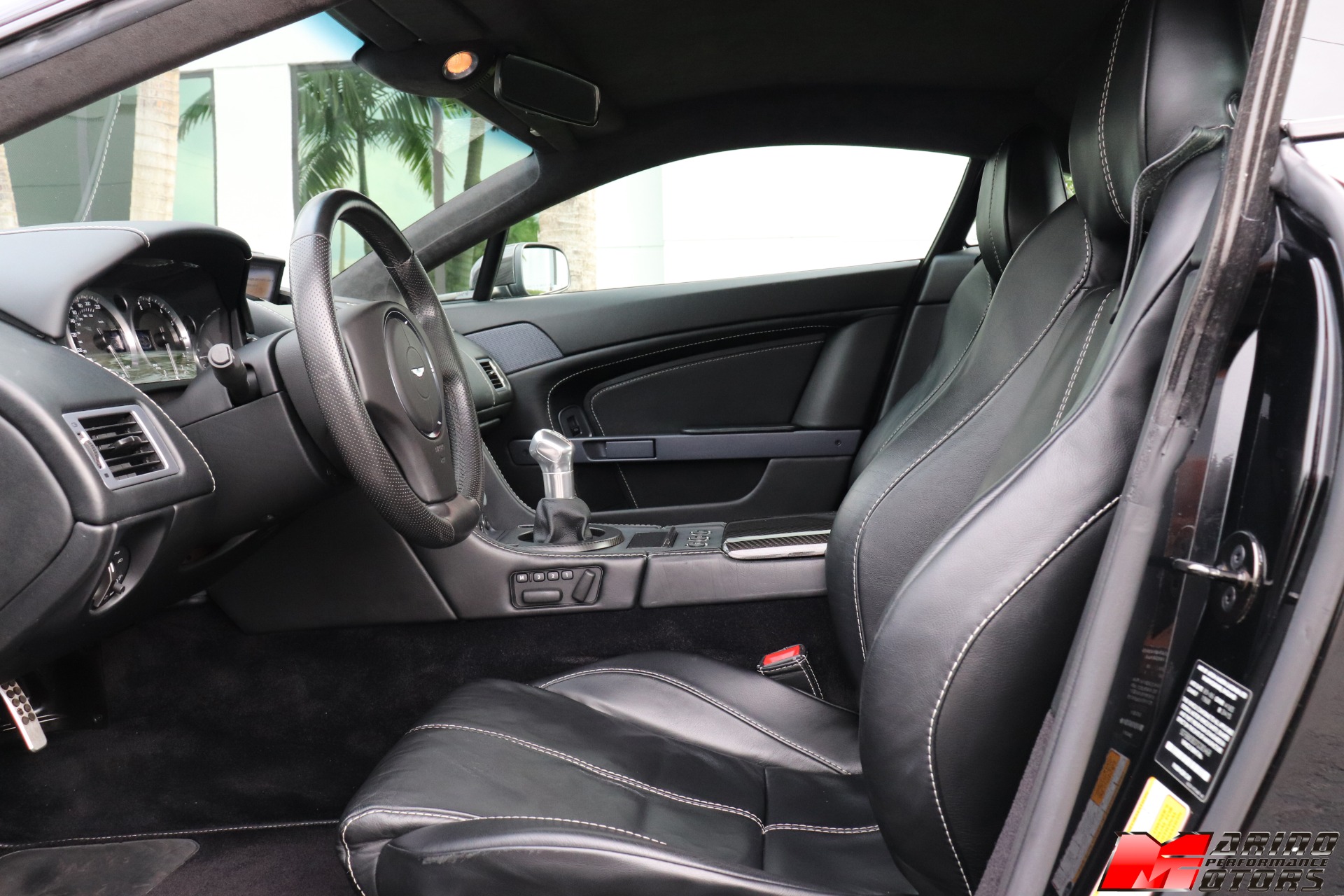 Used-2007-Aston-Martin-V8-Vantage