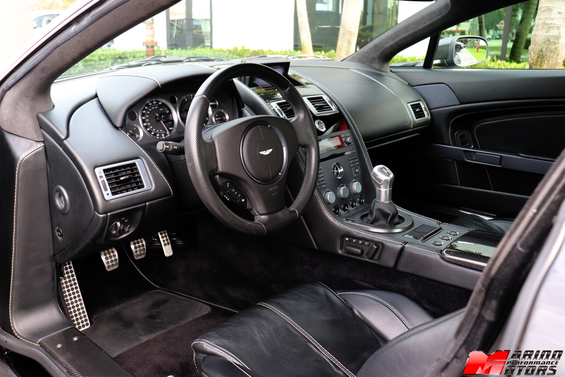 Used-2007-Aston-Martin-V8-Vantage