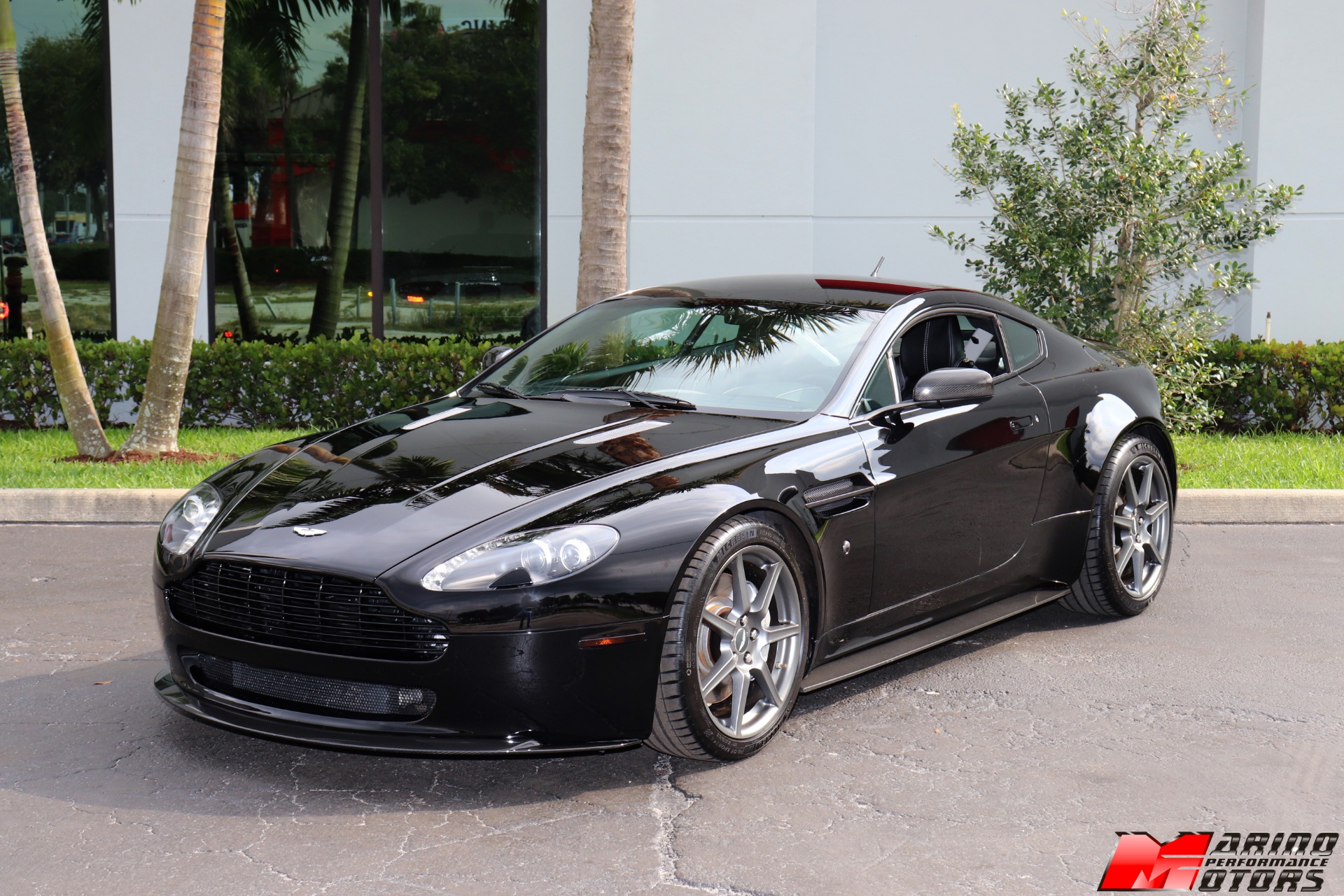 Used-2007-Aston-Martin-V8-Vantage