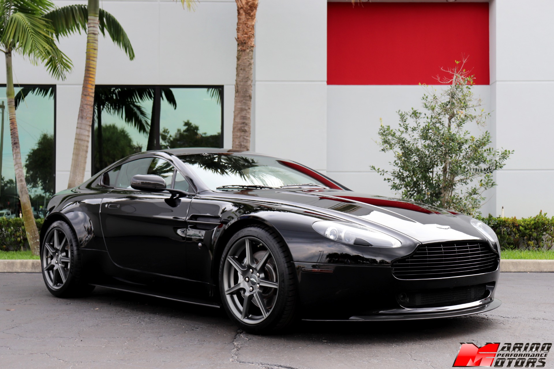 Used-2007-Aston-Martin-V8-Vantage