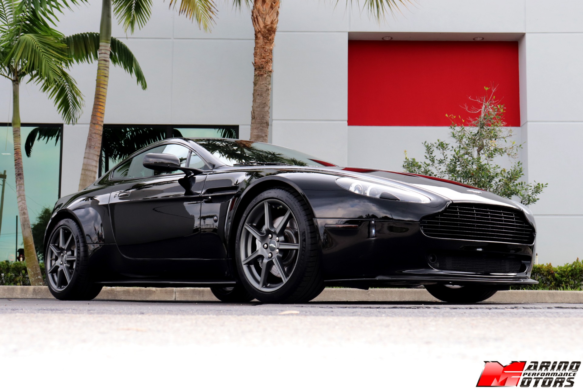 Used-2007-Aston-Martin-V8-Vantage