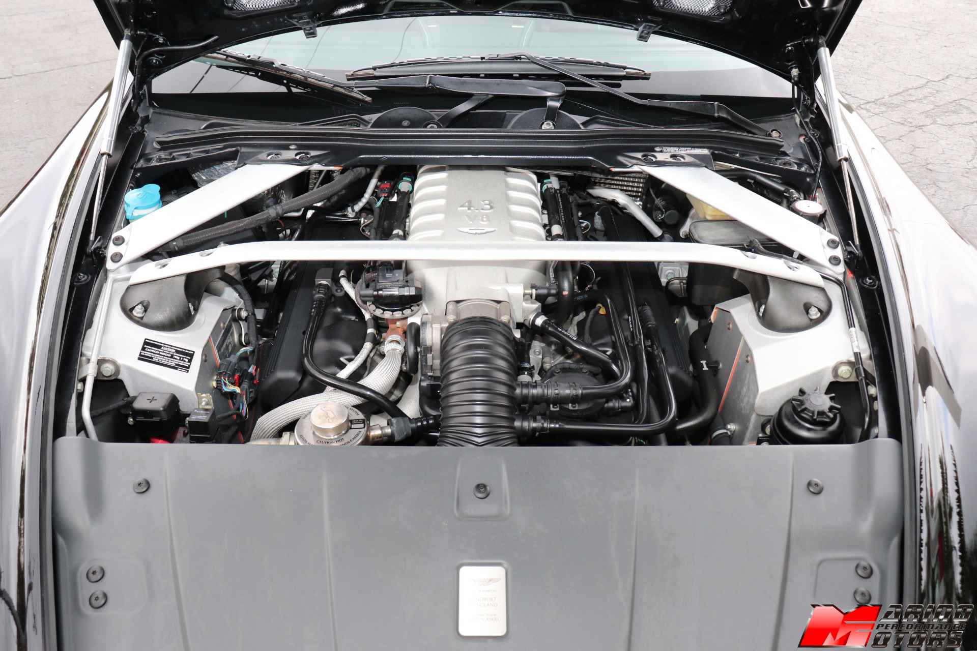 Used-2007-Aston-Martin-V8-Vantage