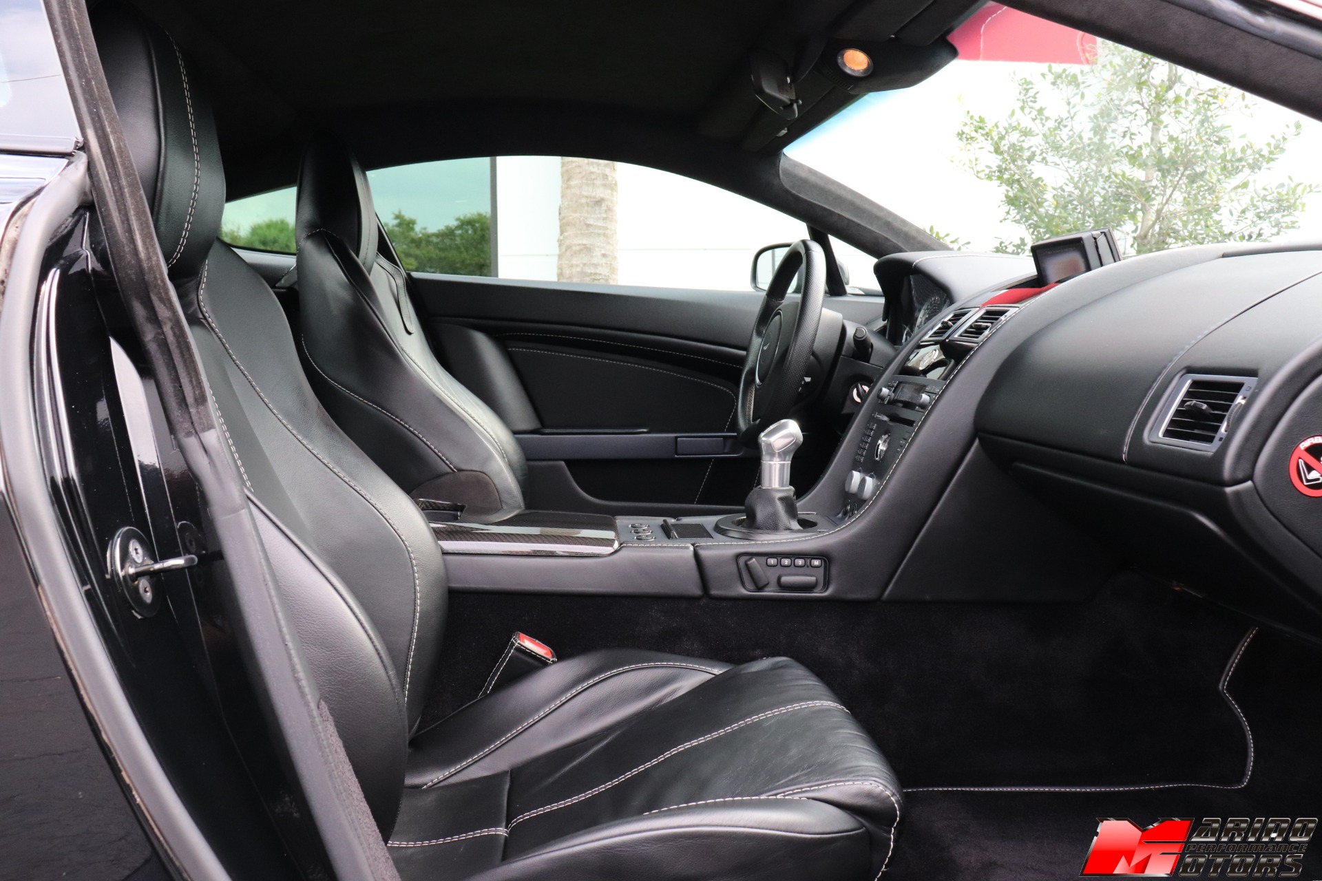 Used-2007-Aston-Martin-V8-Vantage