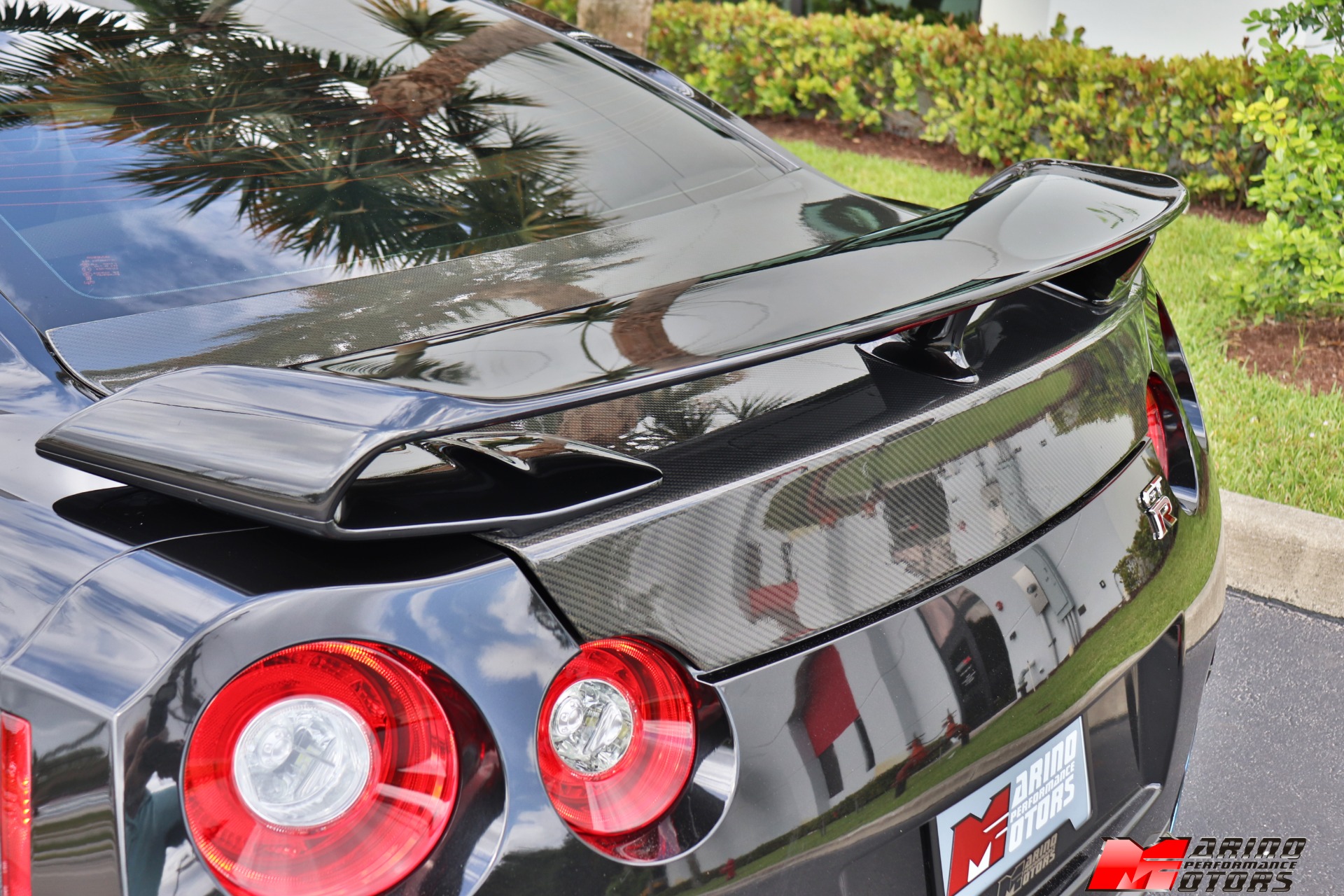 Used-2015-Nissan-GT-R-Premium