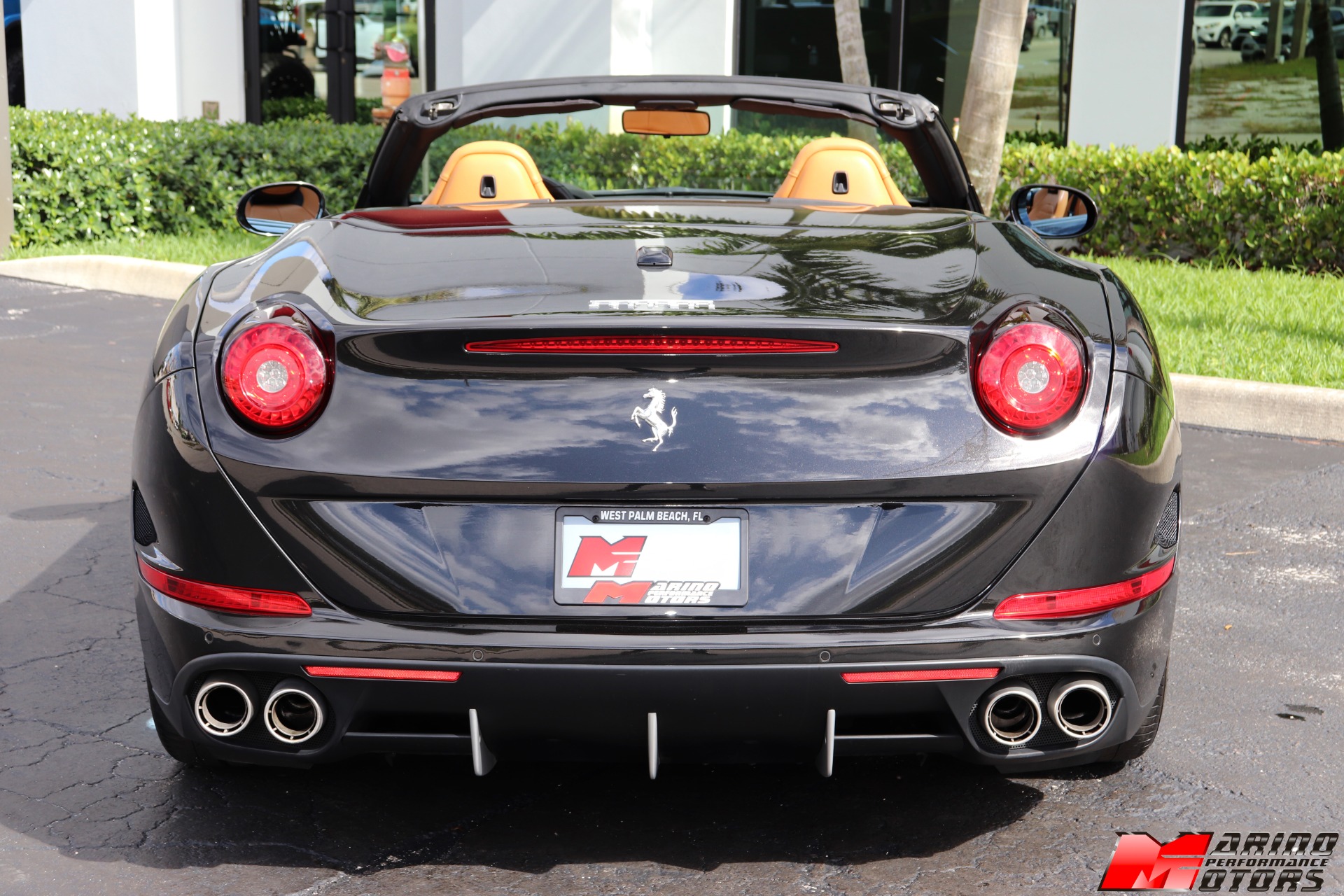 Used-2015-Ferrari-California-T